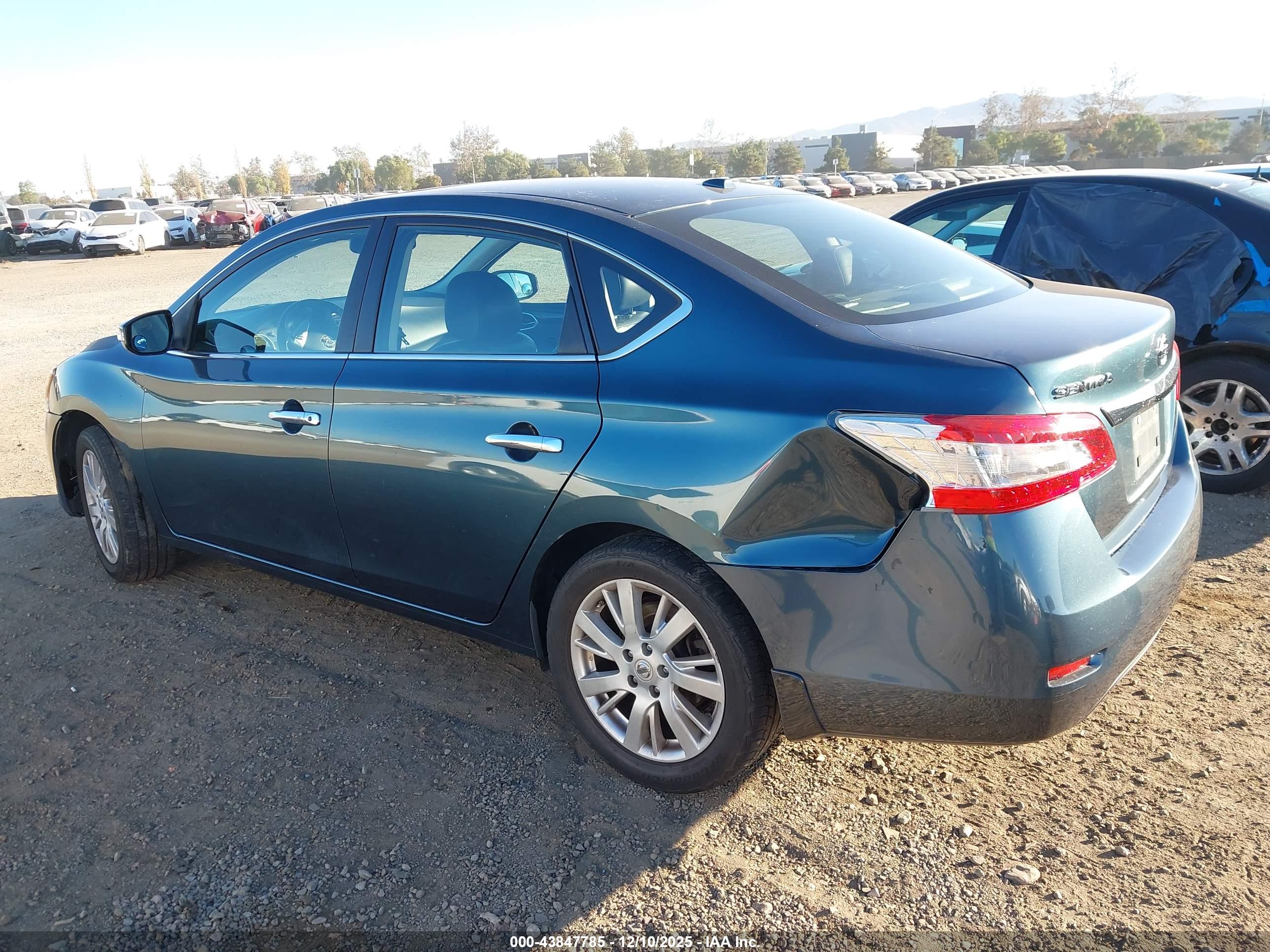 NISSAN SENTRA image 3