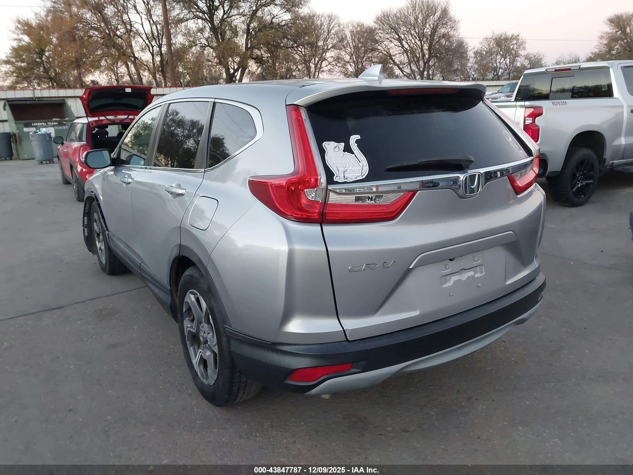 HONDA CR-V image 3
