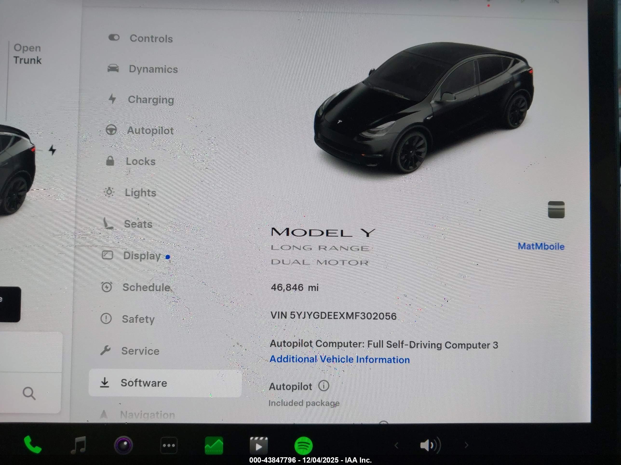 TESLA MODEL image 7