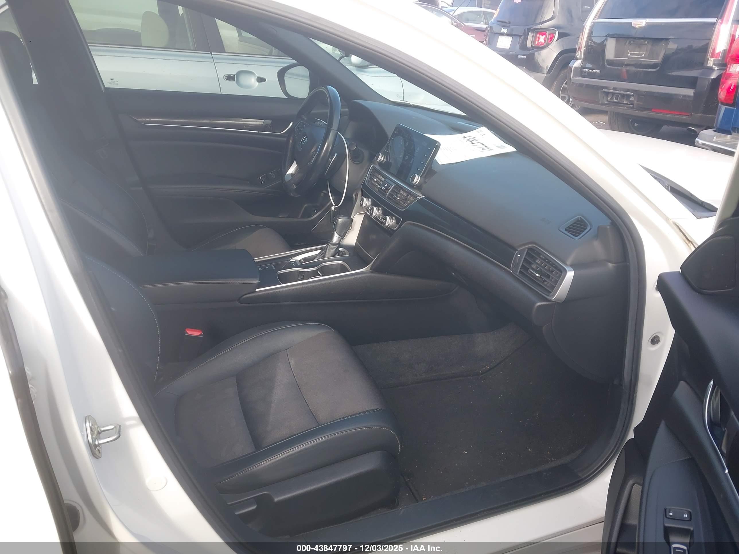 HONDA ACCORD image 5