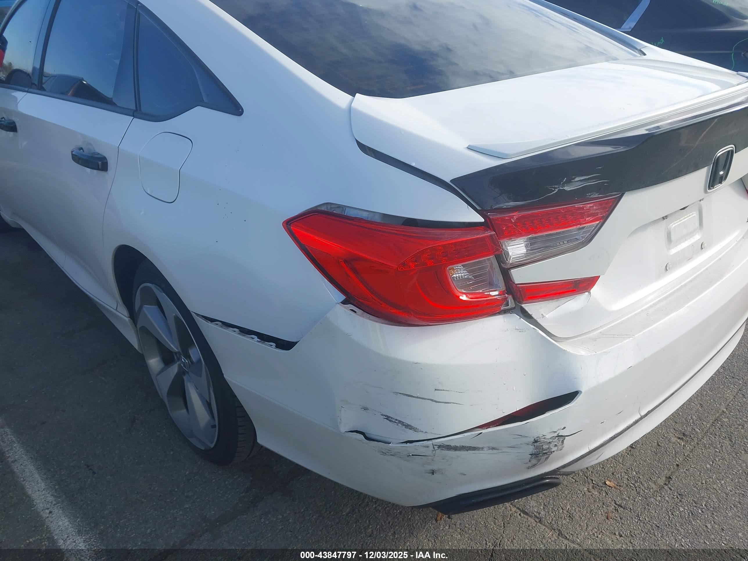 HONDA ACCORD image 6