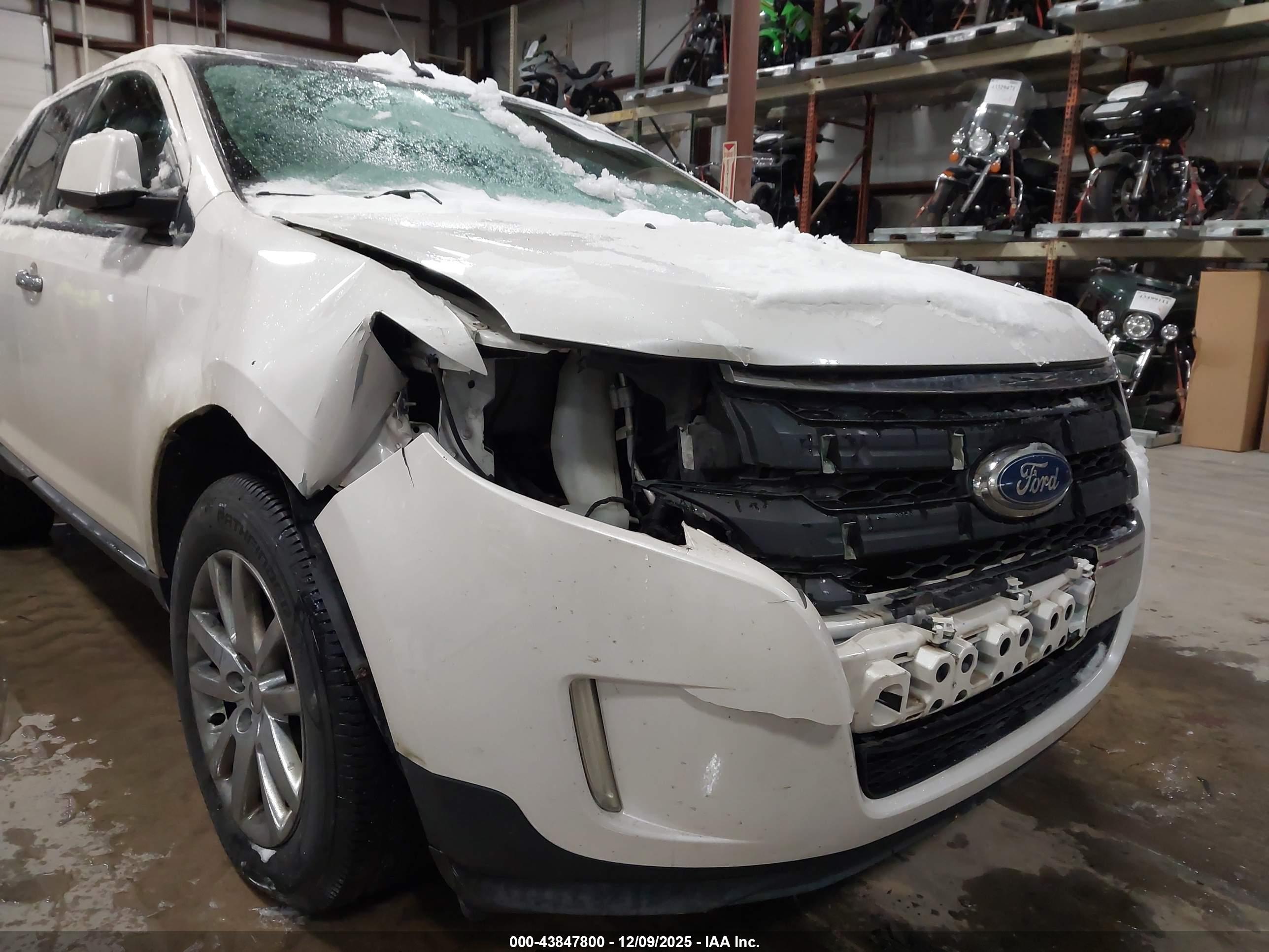 FORD EDGE image 6