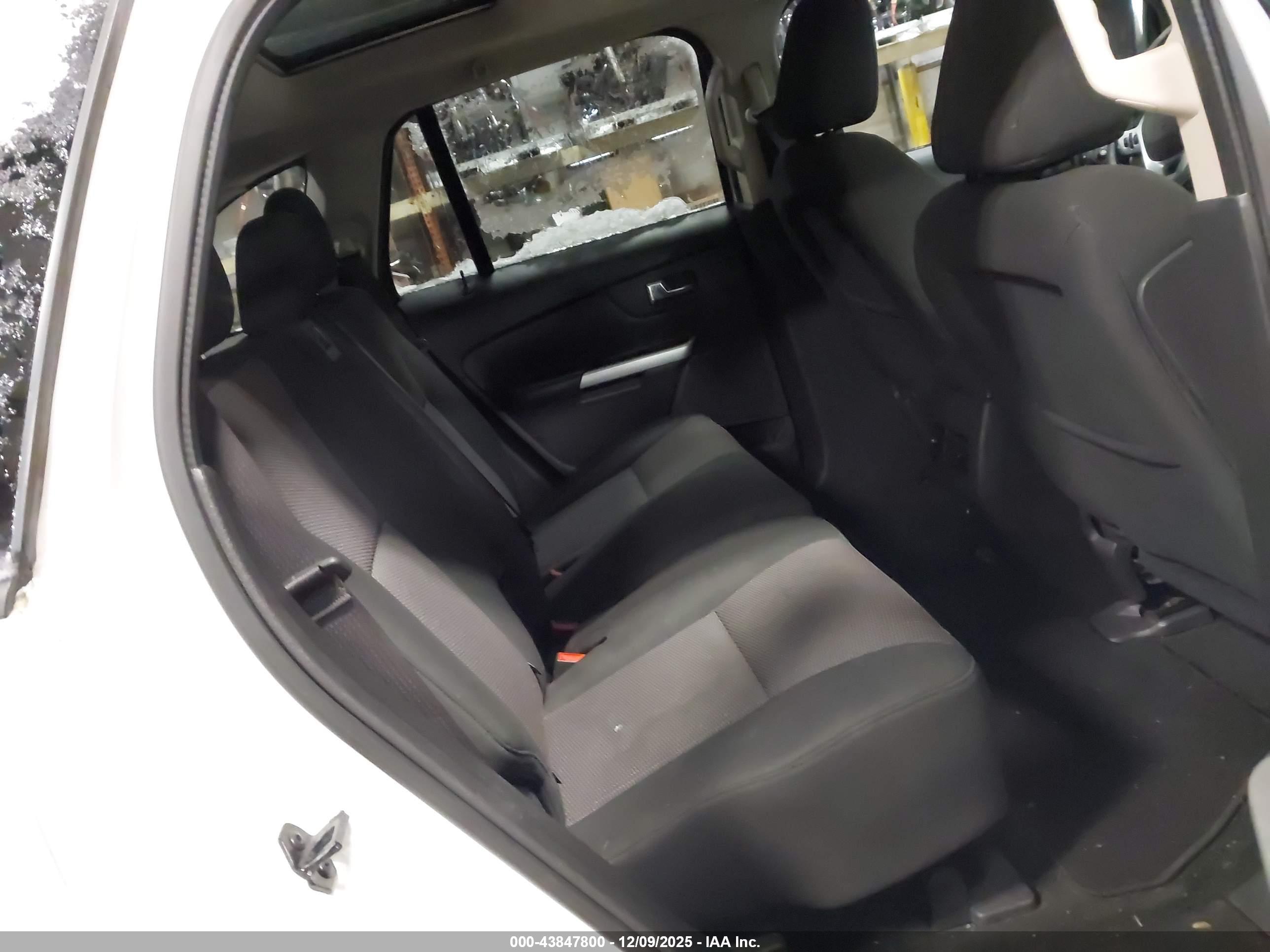 FORD EDGE image 8