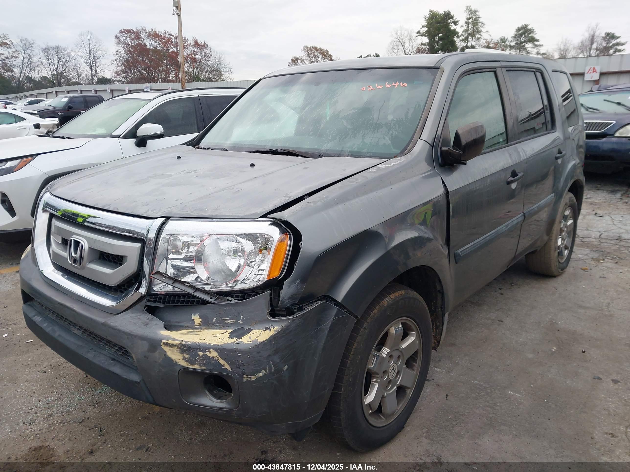 HONDA PILOT image 2