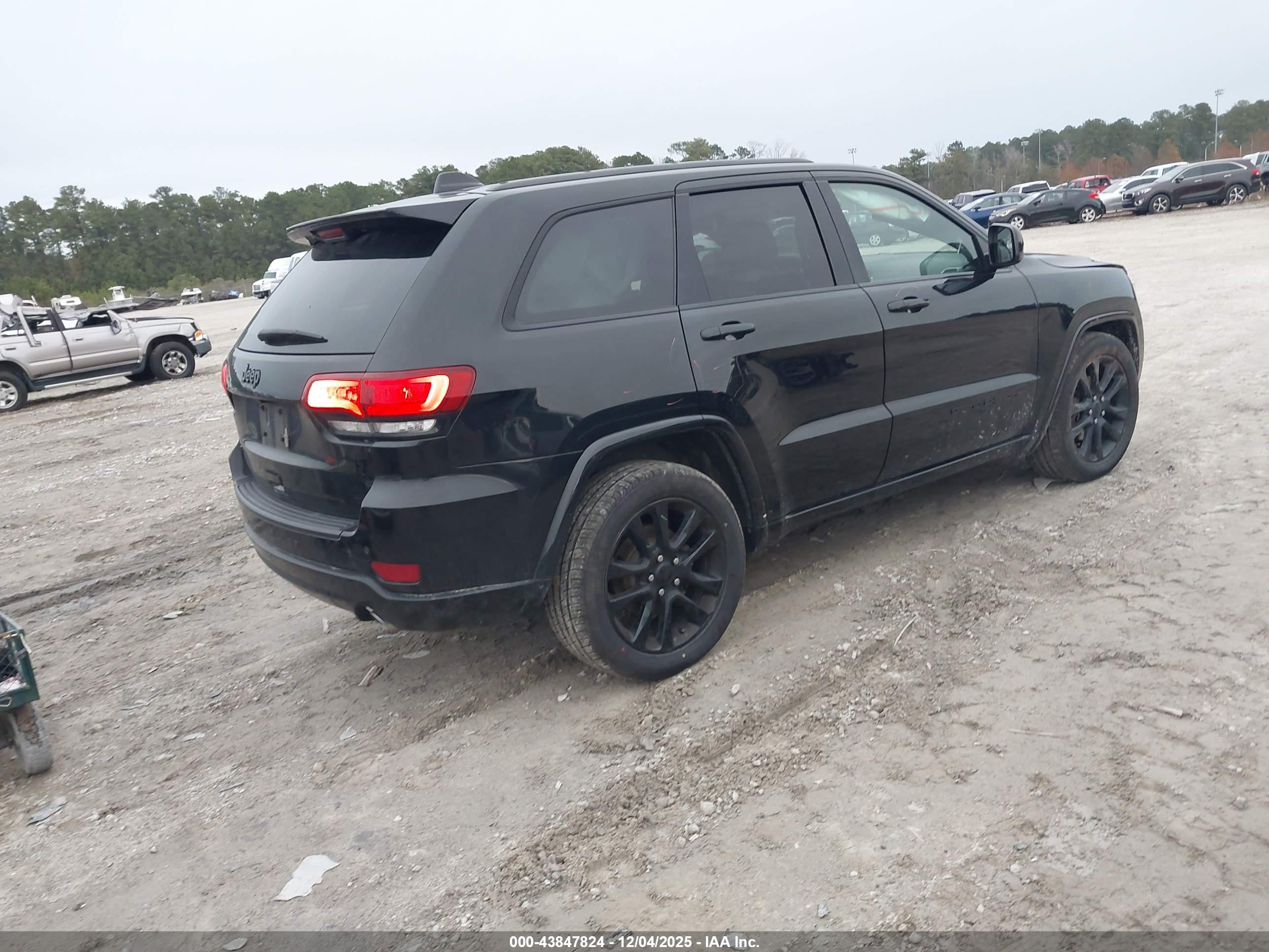JEEP GRAND image 4