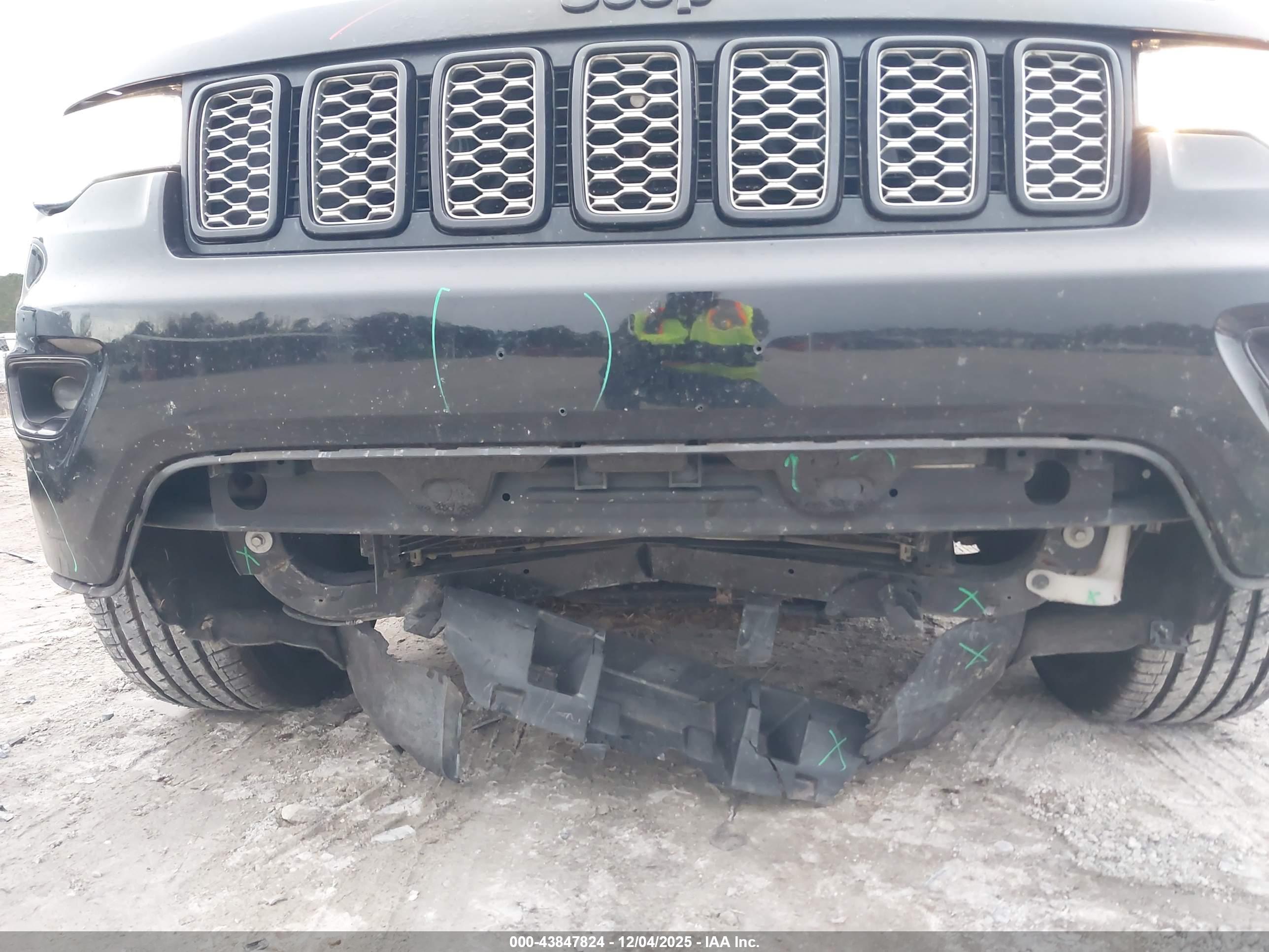 JEEP GRAND image 6