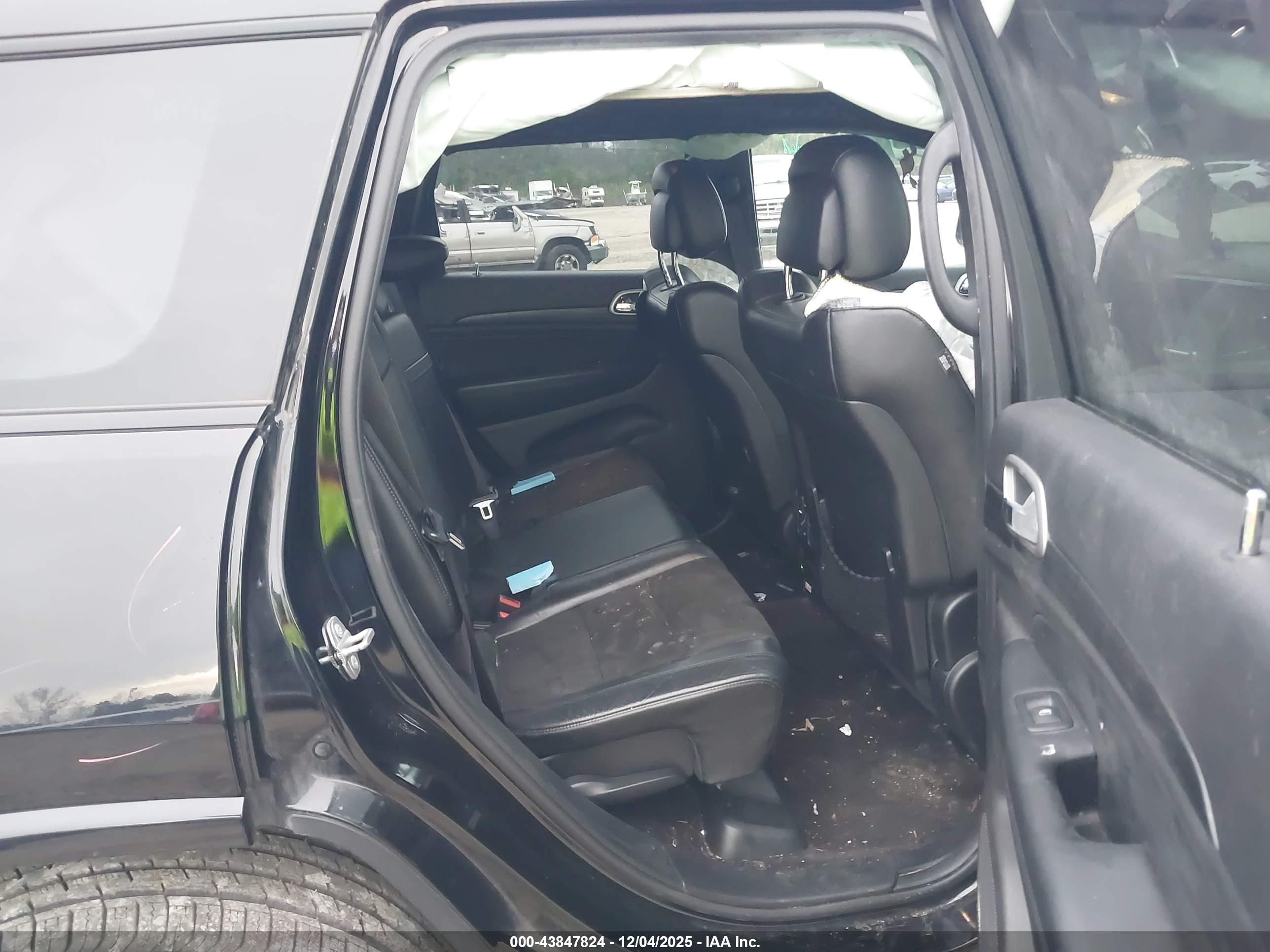 JEEP GRAND image 8