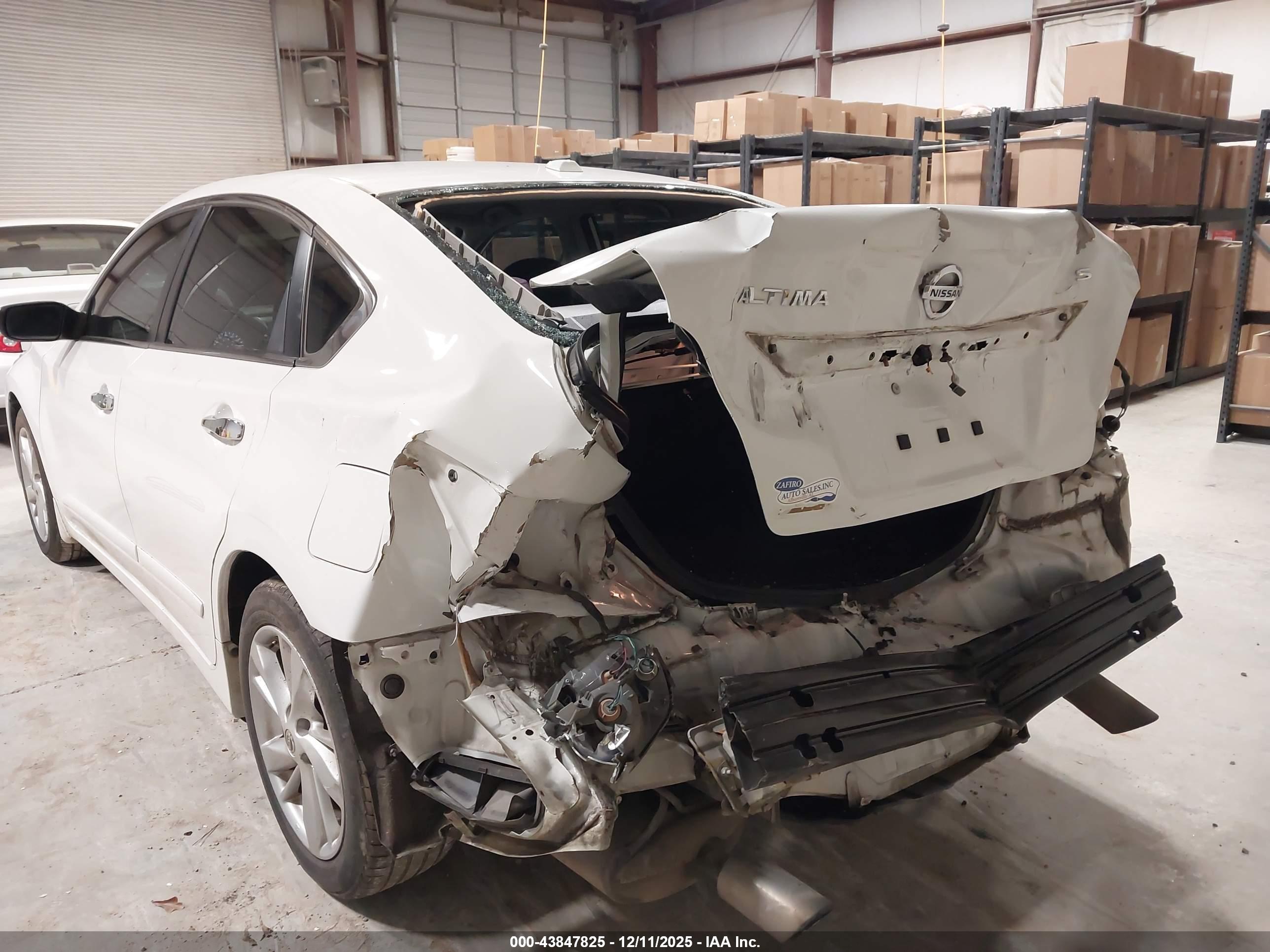 NISSAN ALTIMA image 6