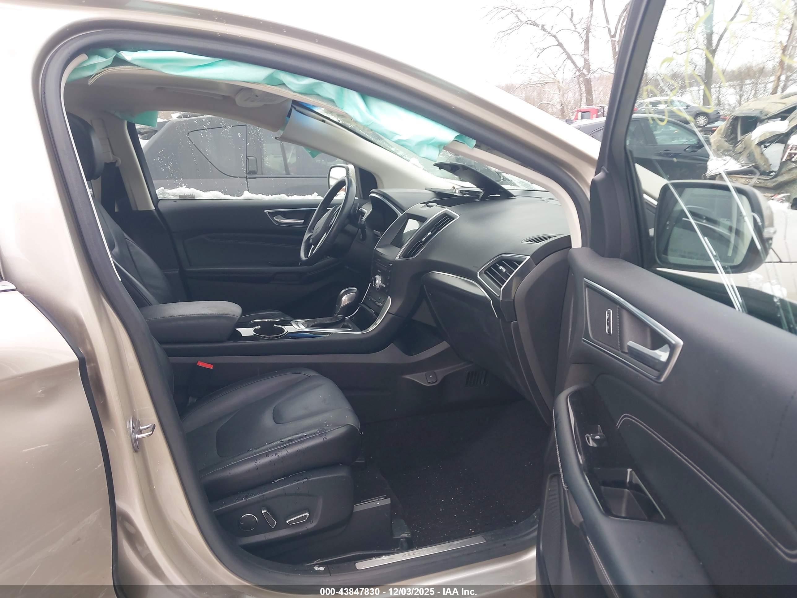 FORD EDGE image 5