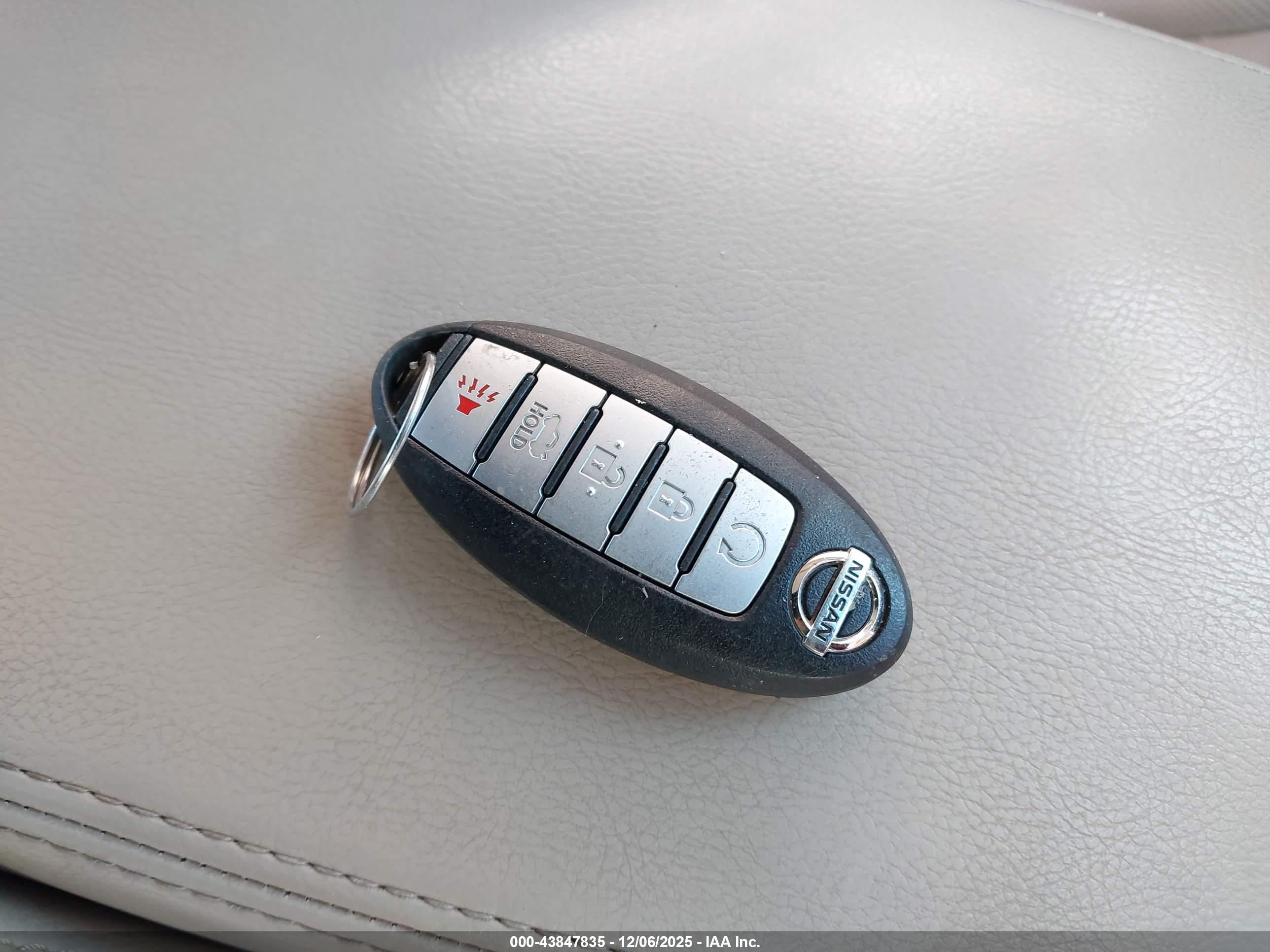 NISSAN ALTIMA image 11