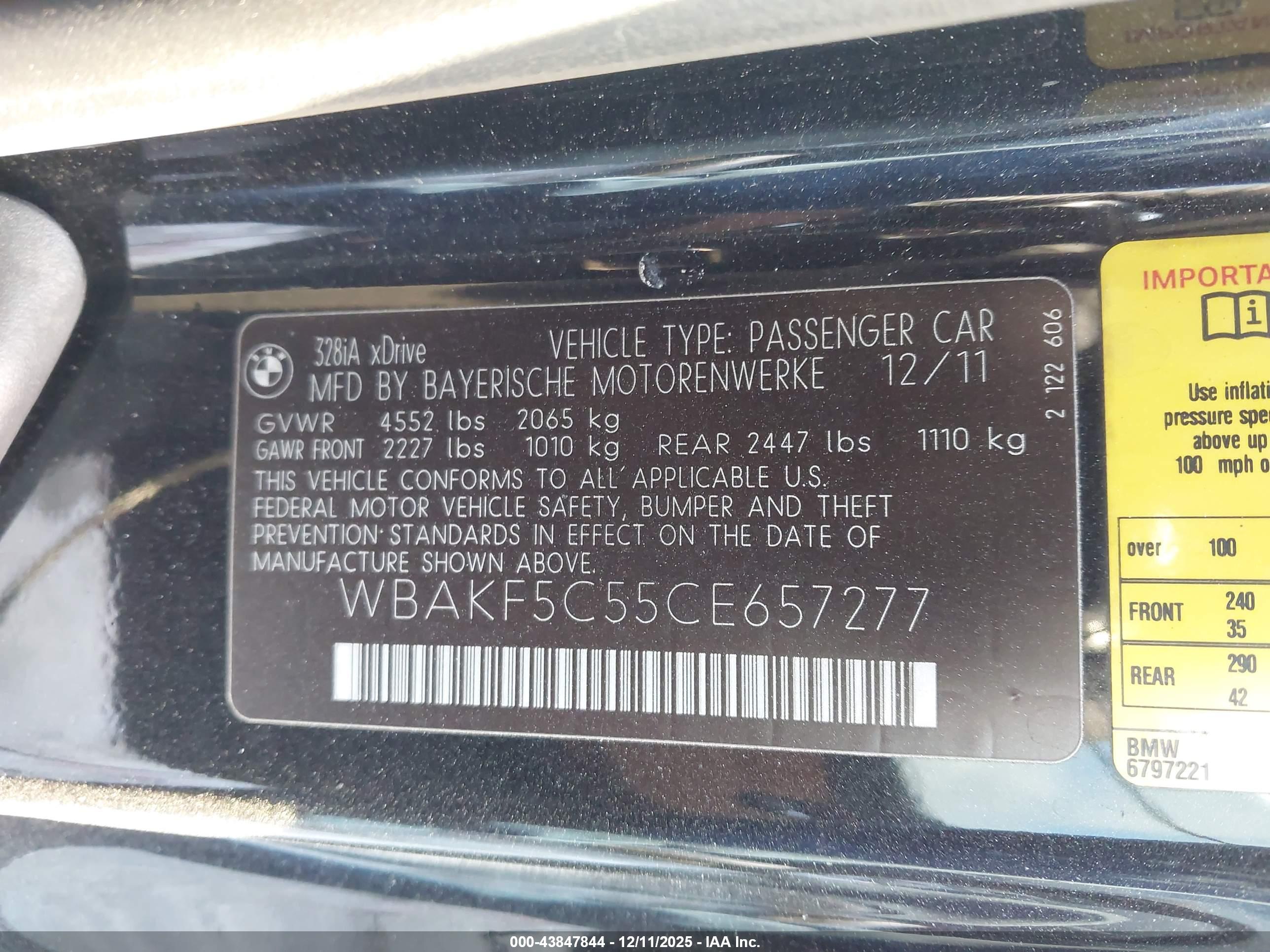 BMW 328I image 9