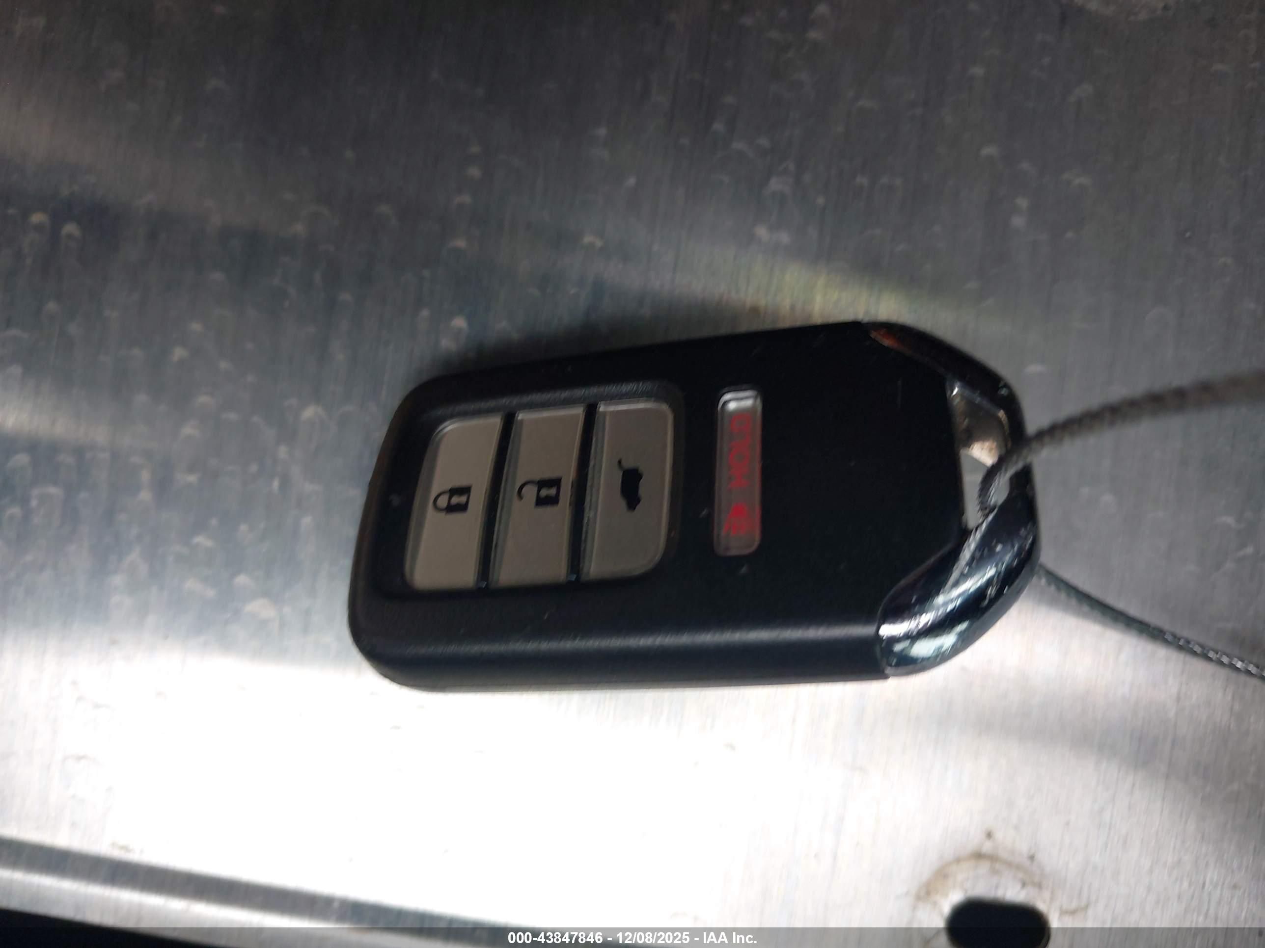 HONDA CR-V image 11