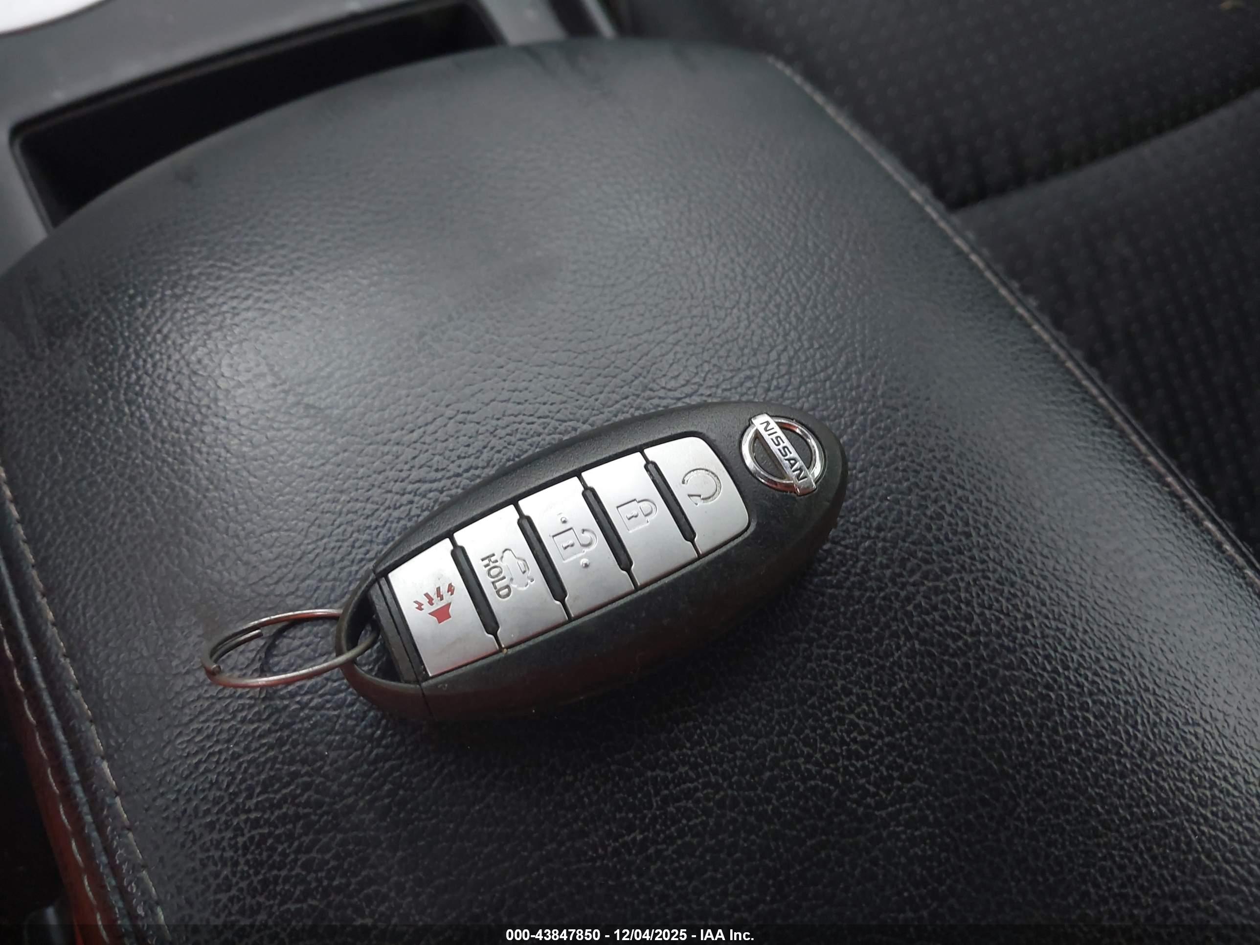 NISSAN ALTIMA image 11