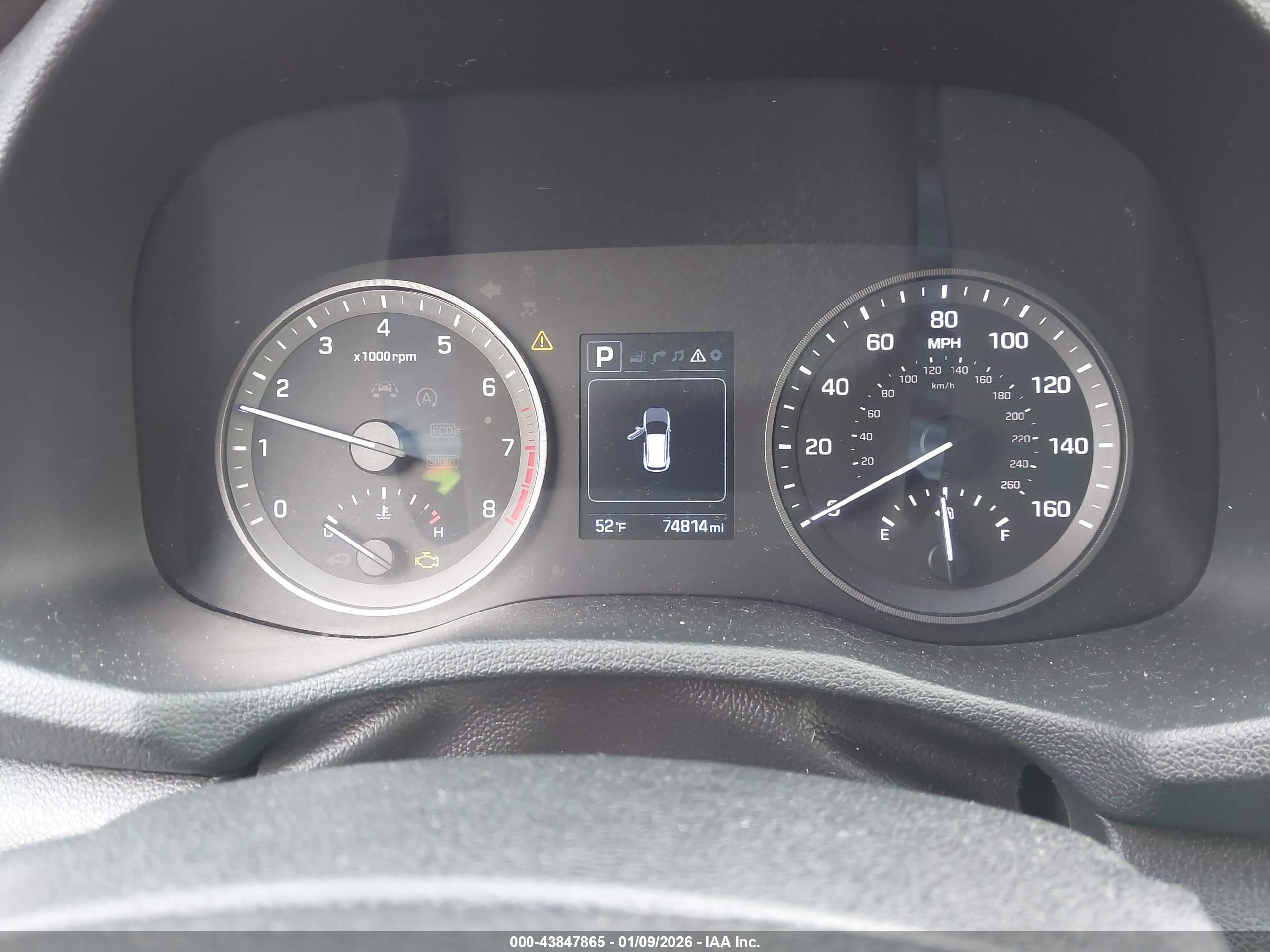 HYUNDAI TUCSON image 7