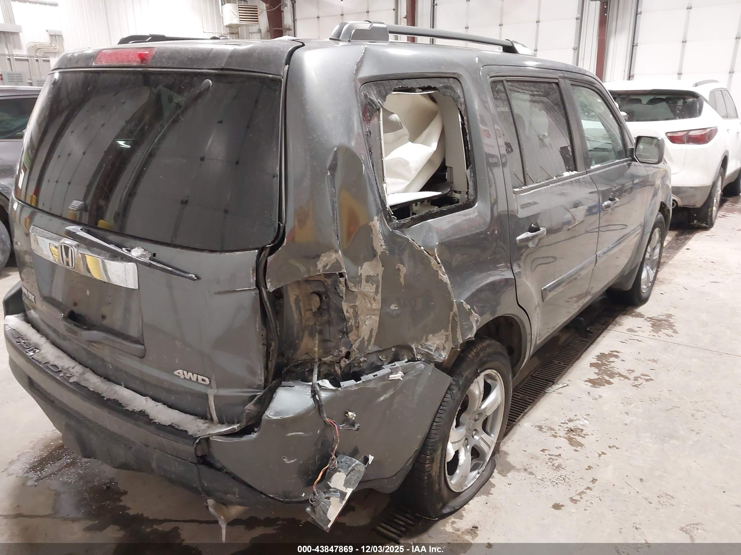HONDA PILOT image 4