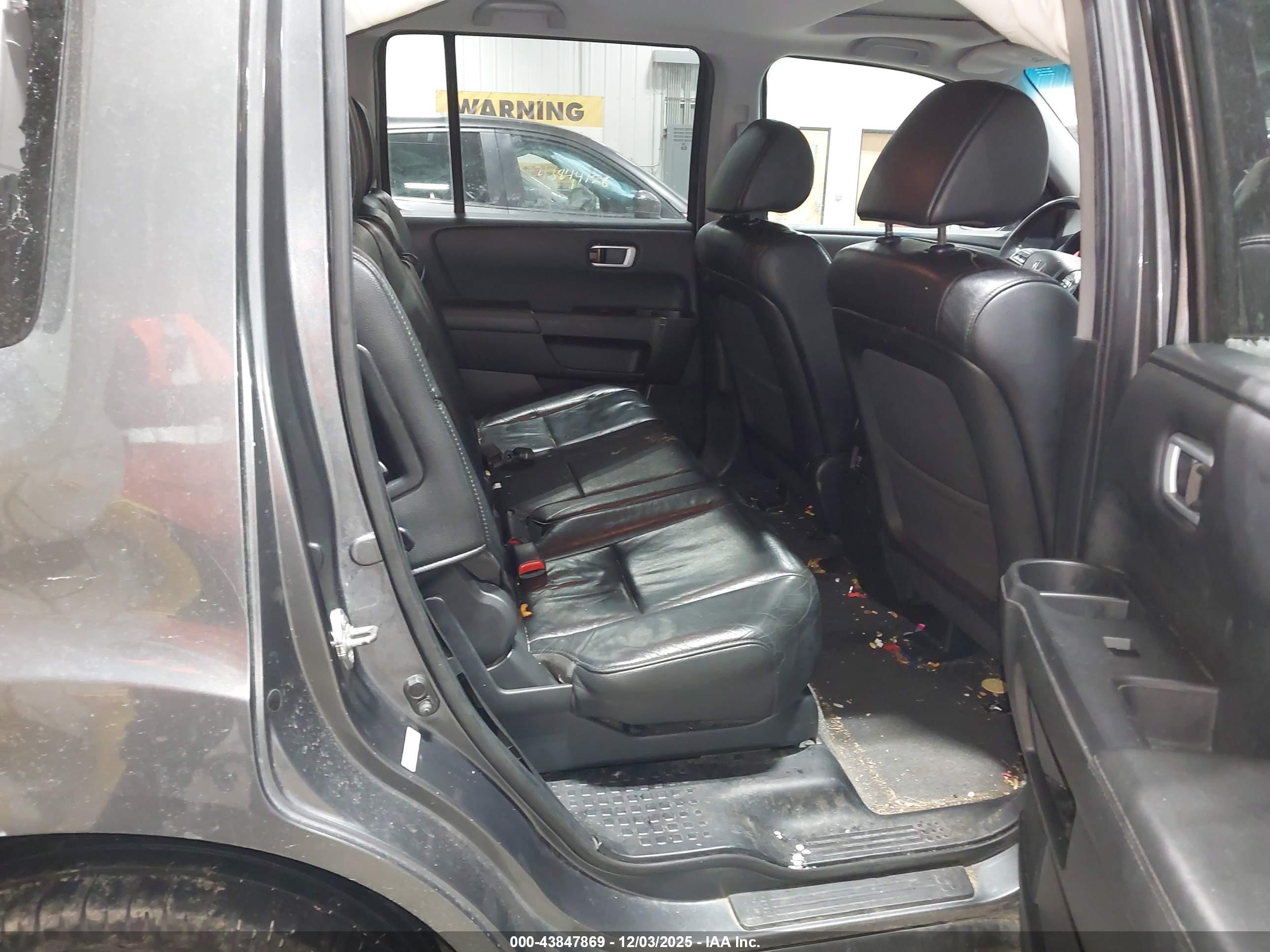HONDA PILOT image 8