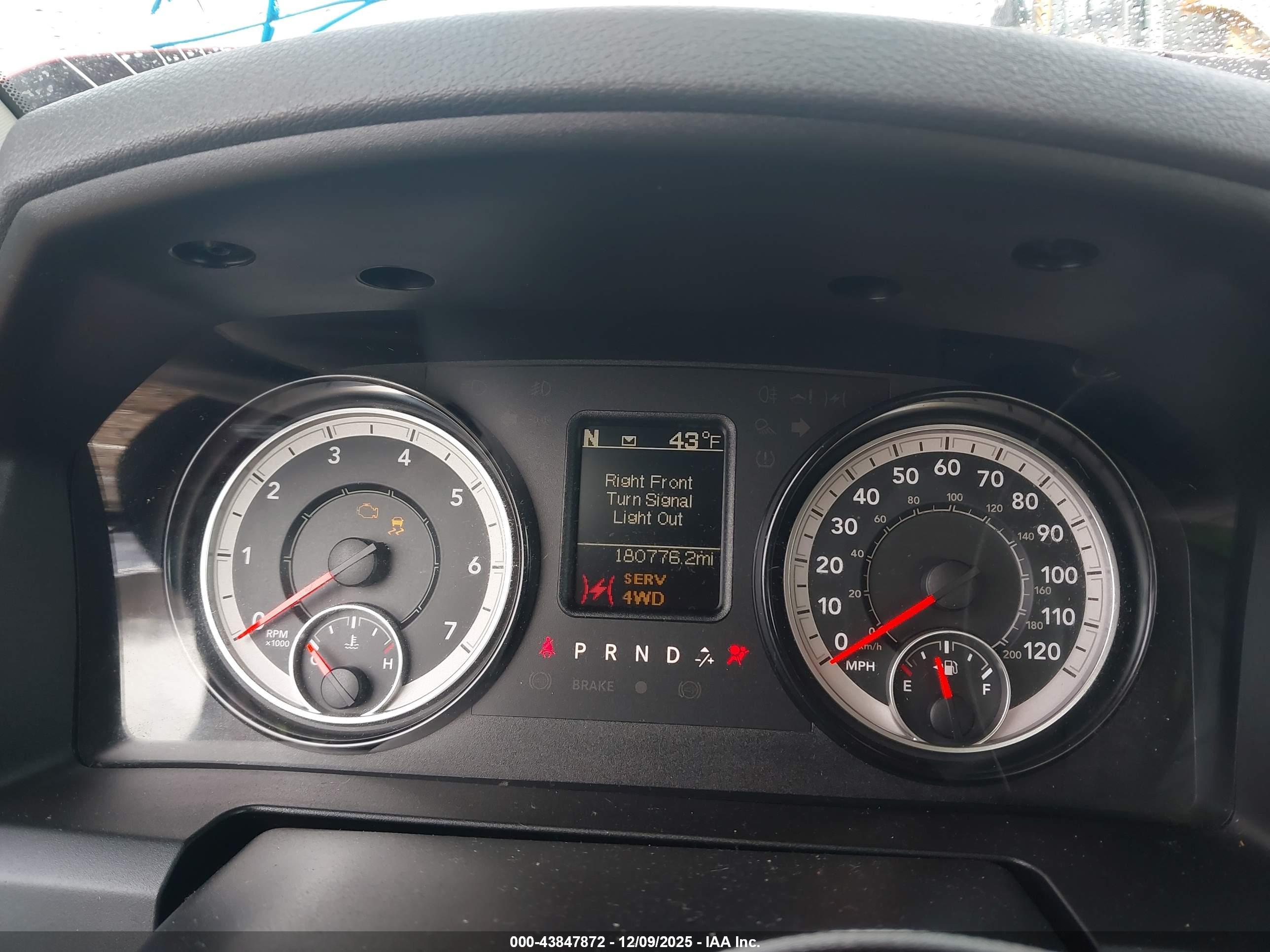 RAM 1500 image 7