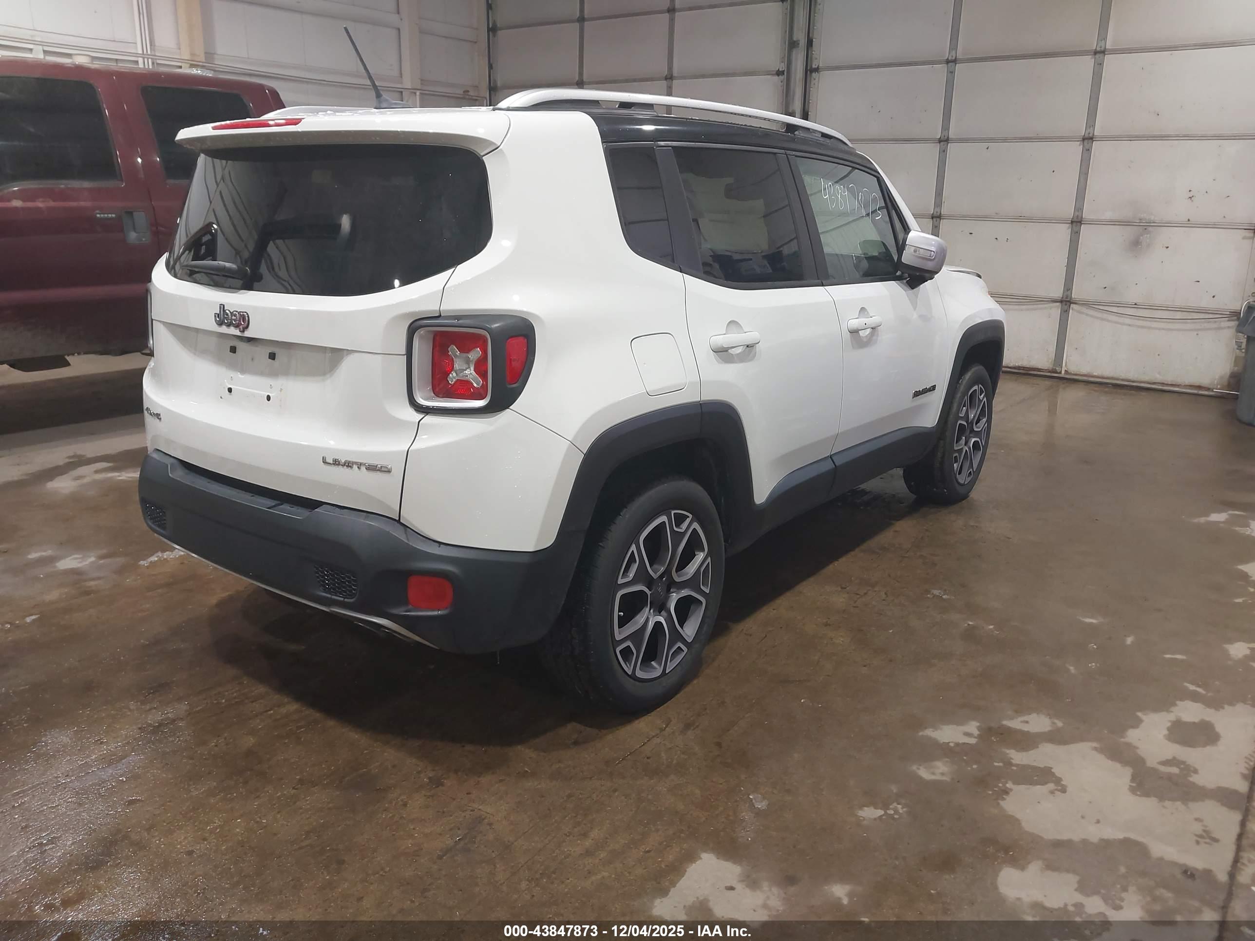 JEEP RENEGADE image 4