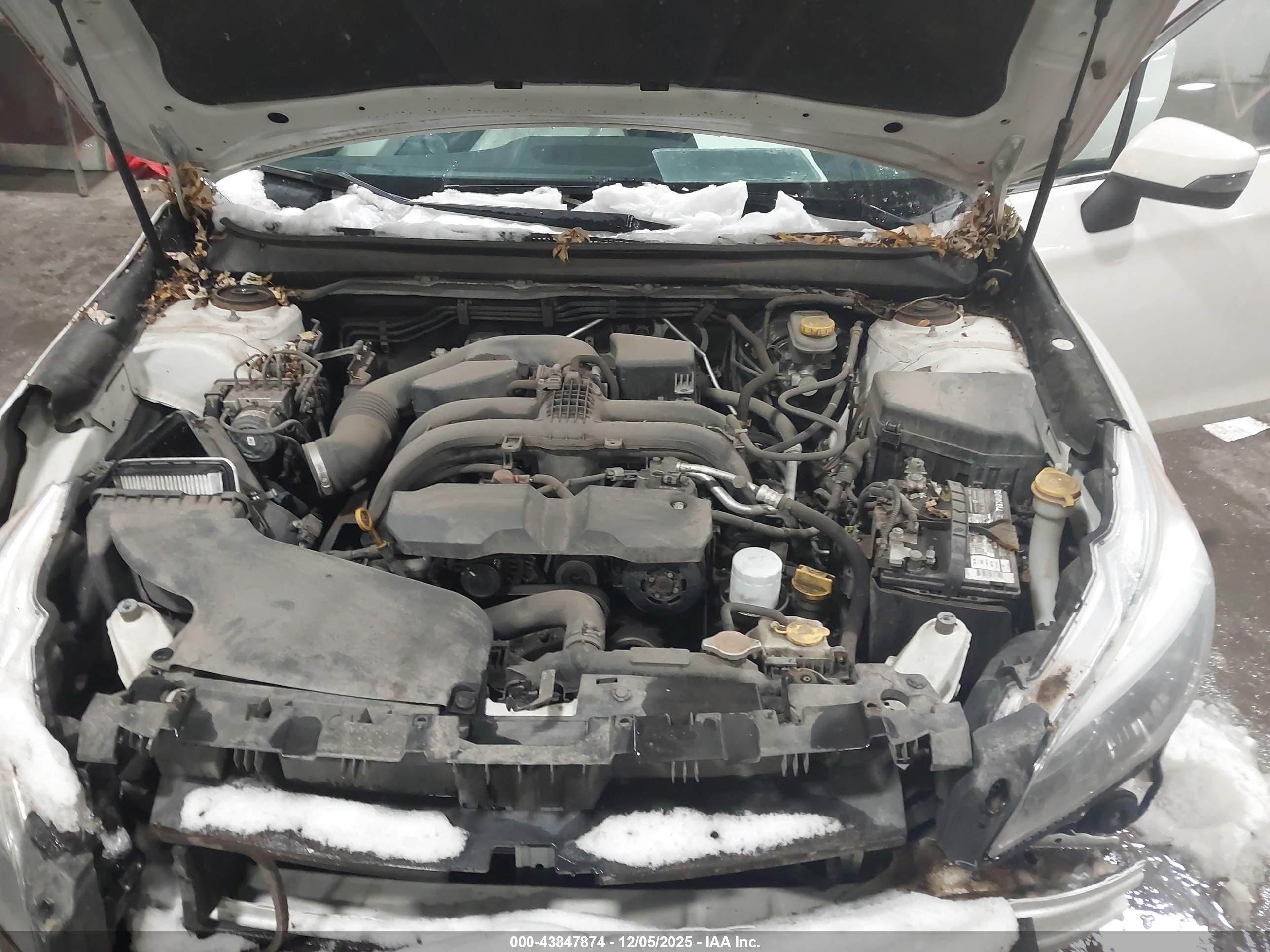 SUBARU LEGACY image 10