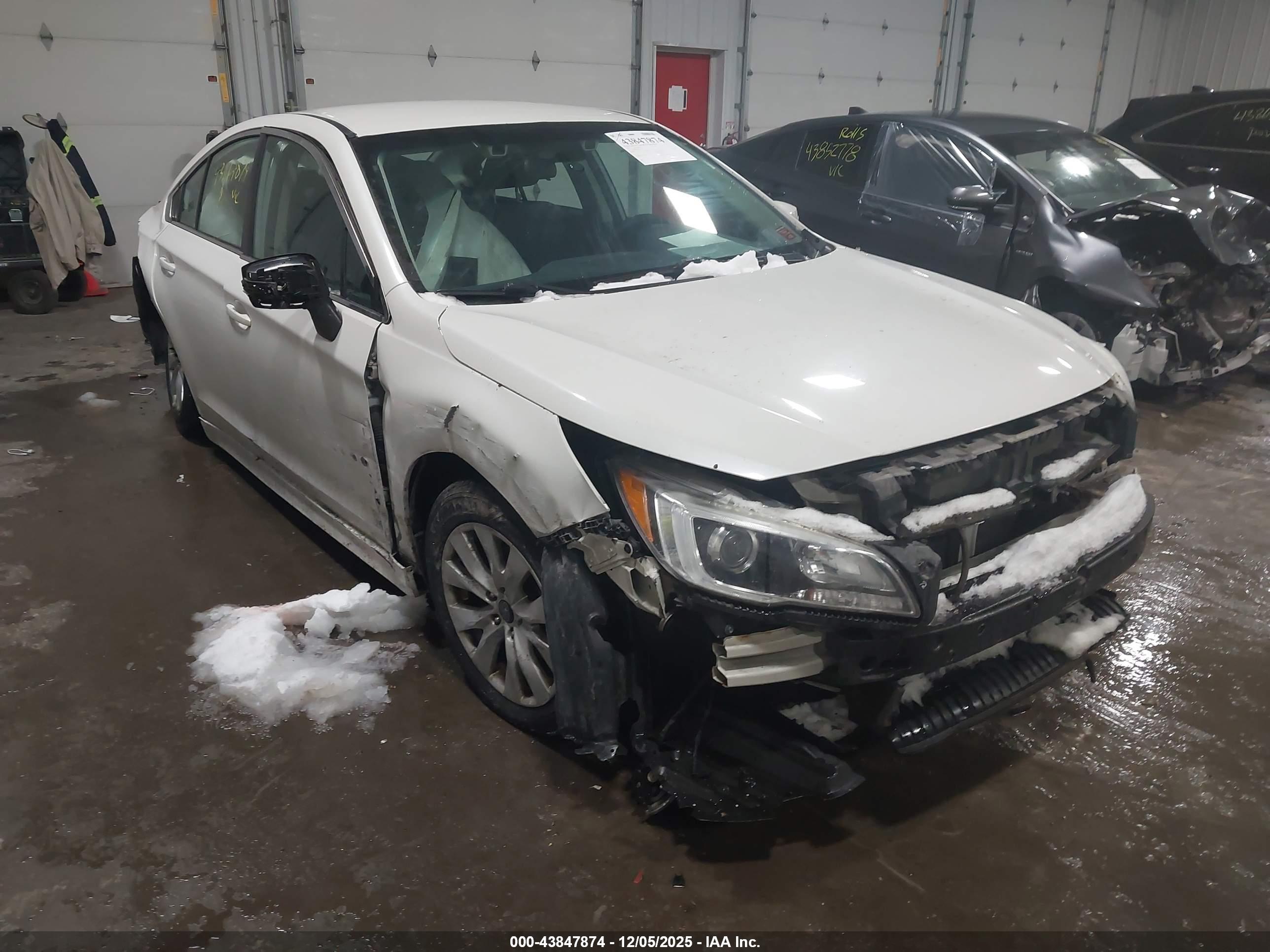 SUBARU LEGACY image 6