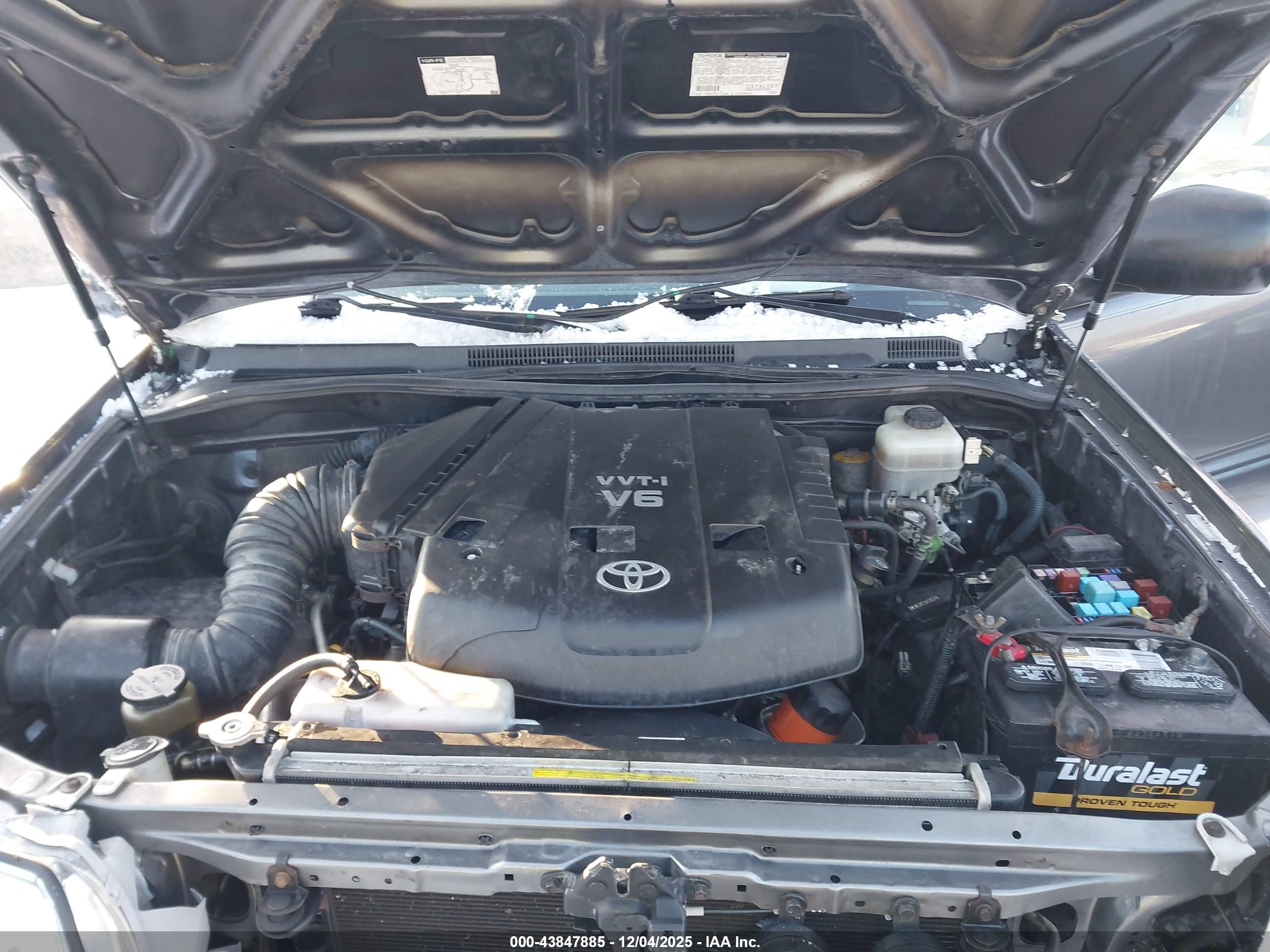 TOYOTA 4RUNNER image 10
