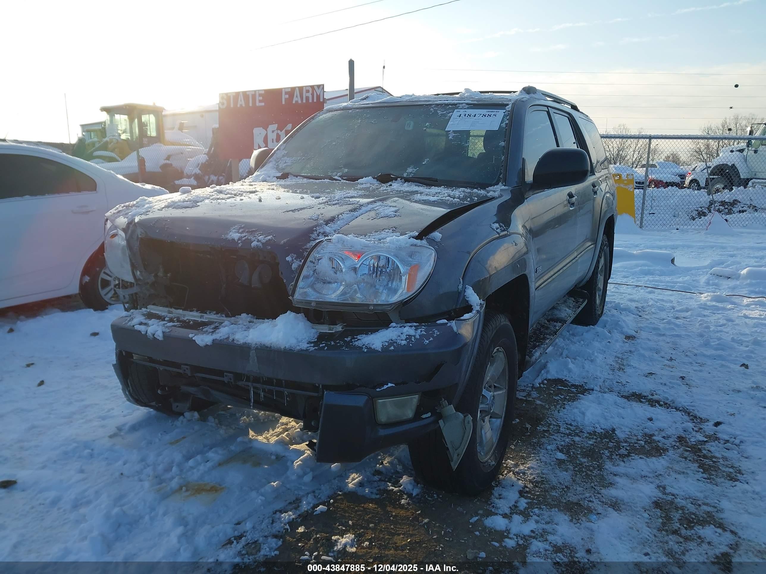 TOYOTA 4RUNNER image 2