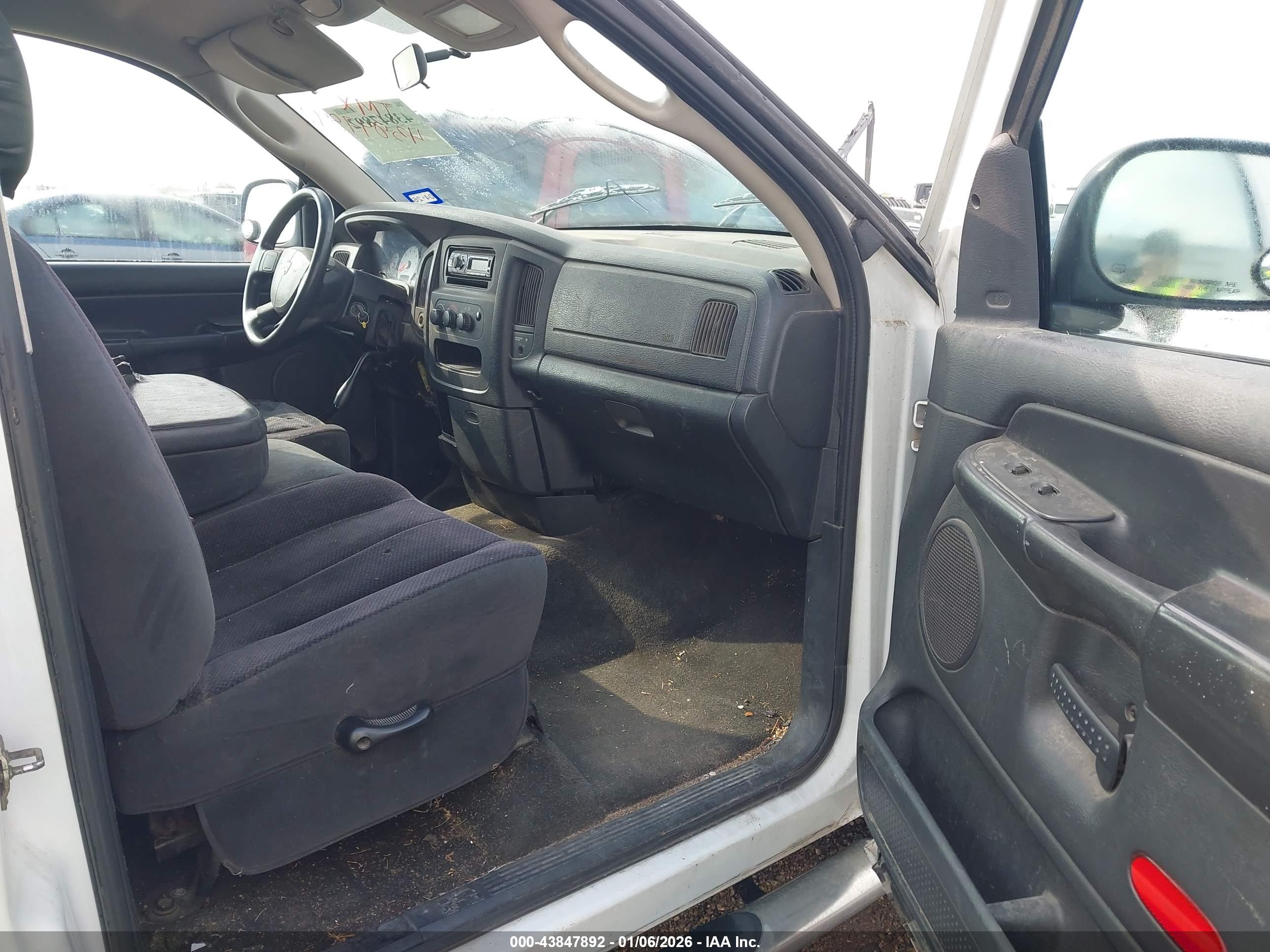 DODGE RAM image 5