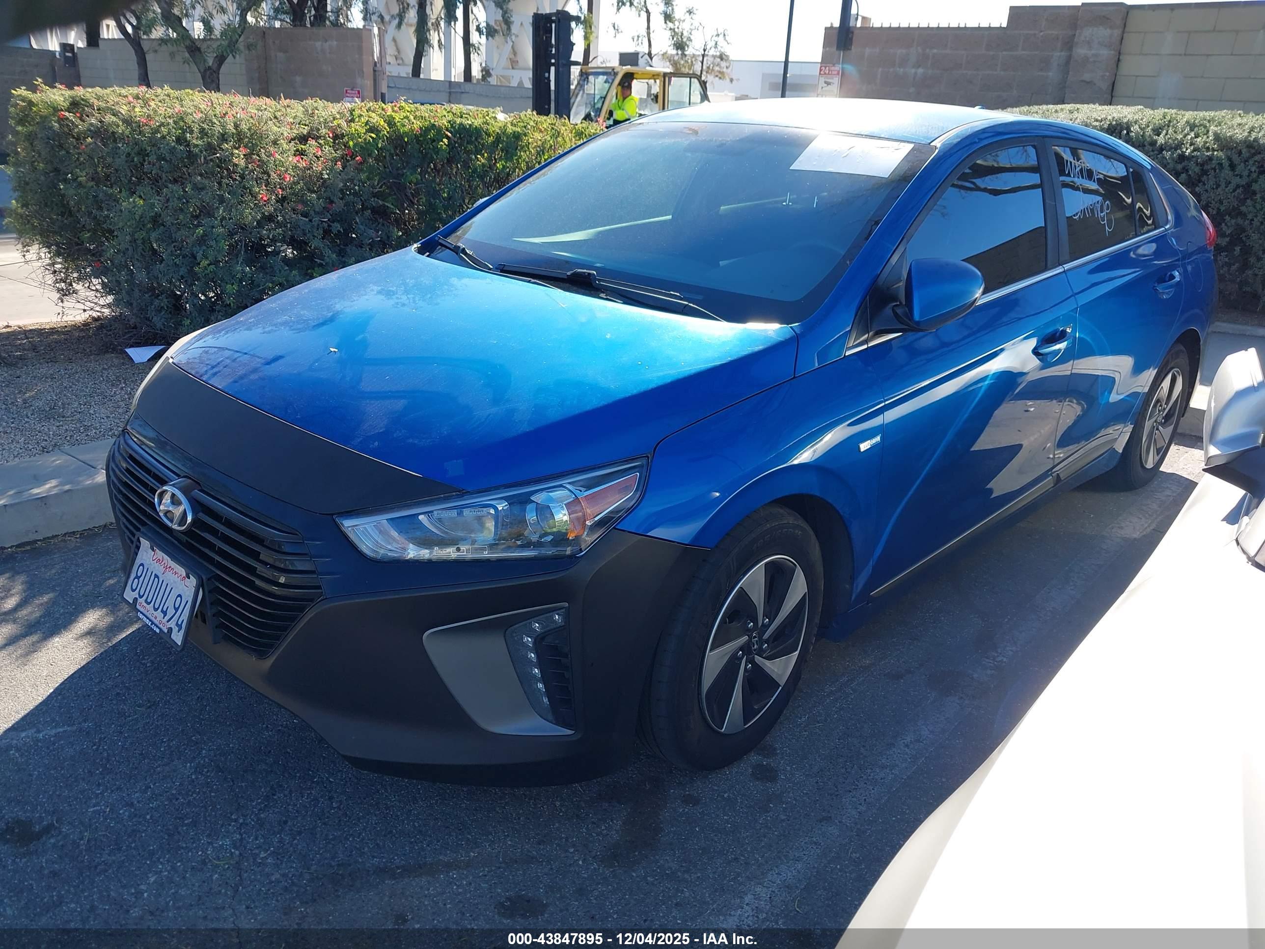 HYUNDAI IONIQ image 2