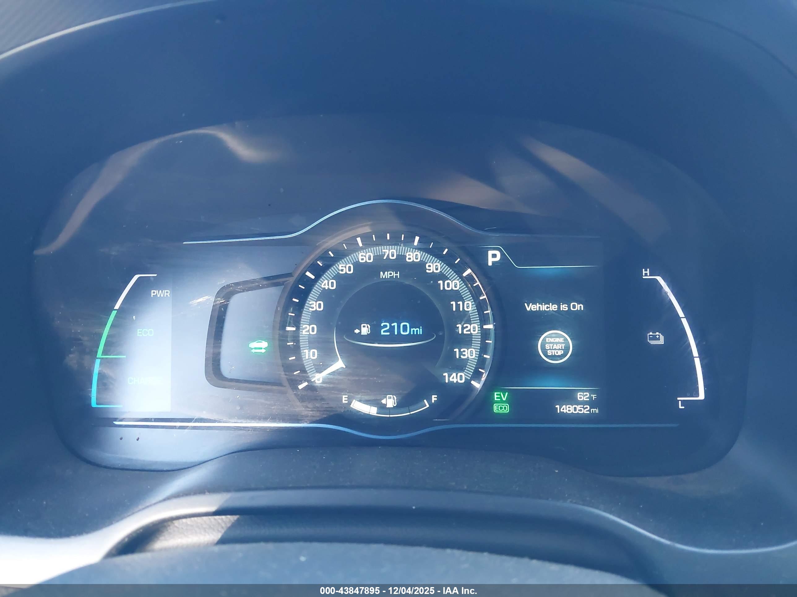 HYUNDAI IONIQ image 7