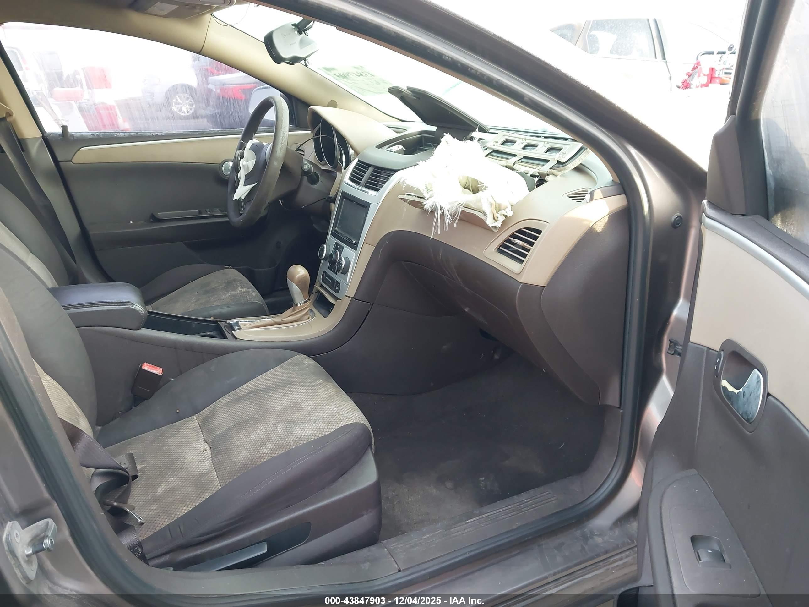 CHEVROLET MALIBU image 5