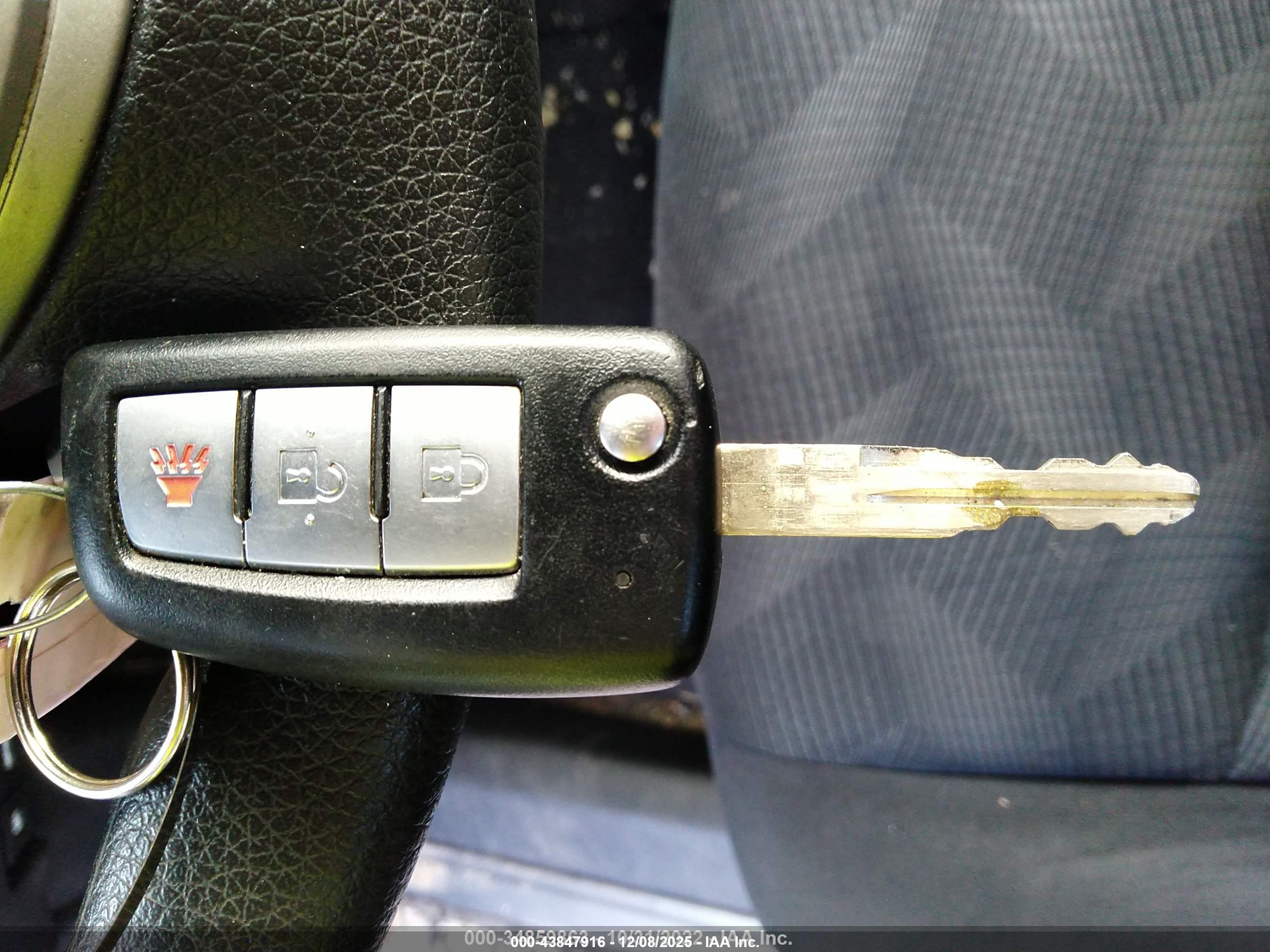 NISSAN ROGUE image 11