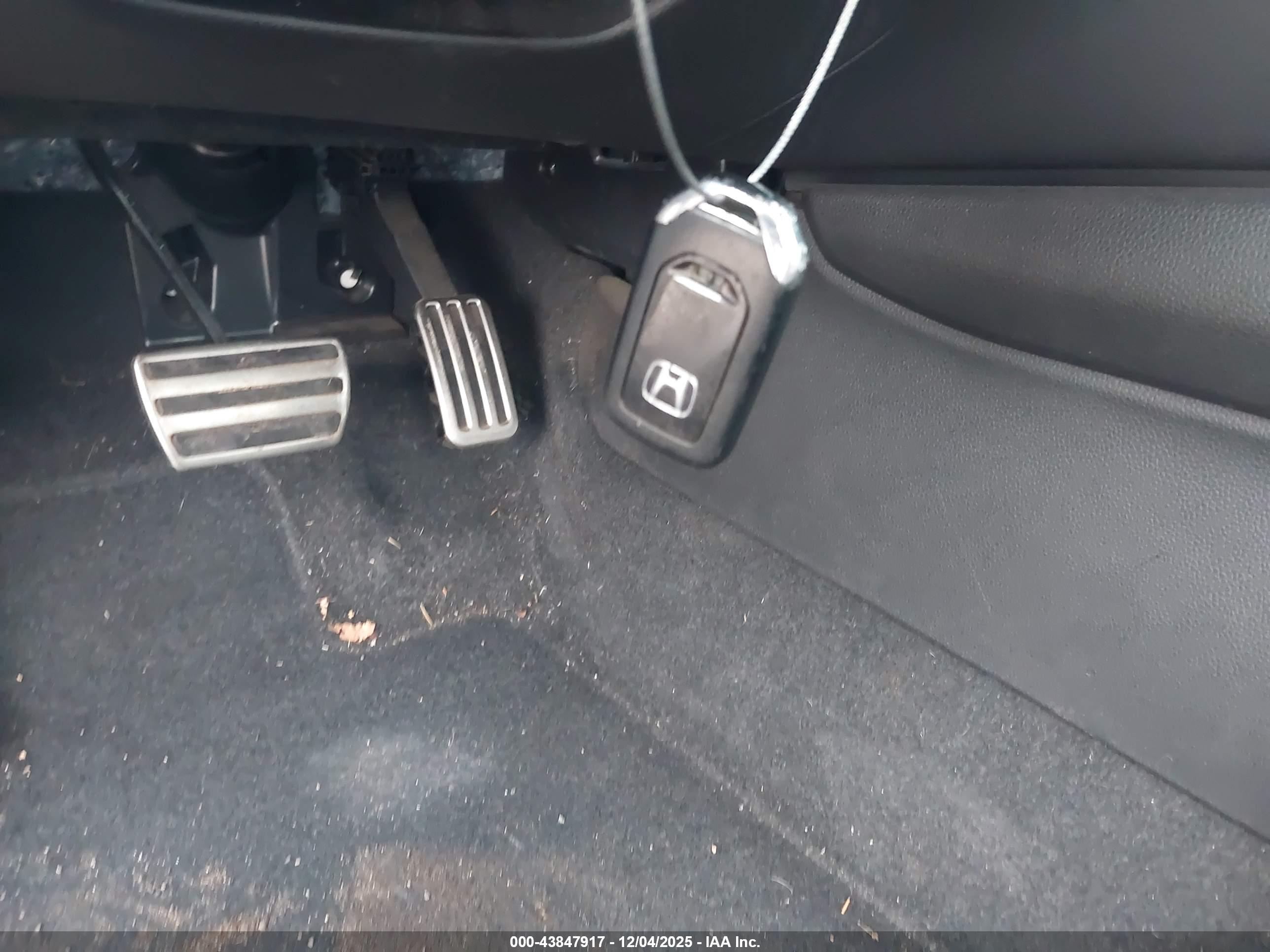 HONDA ACCORD image 11