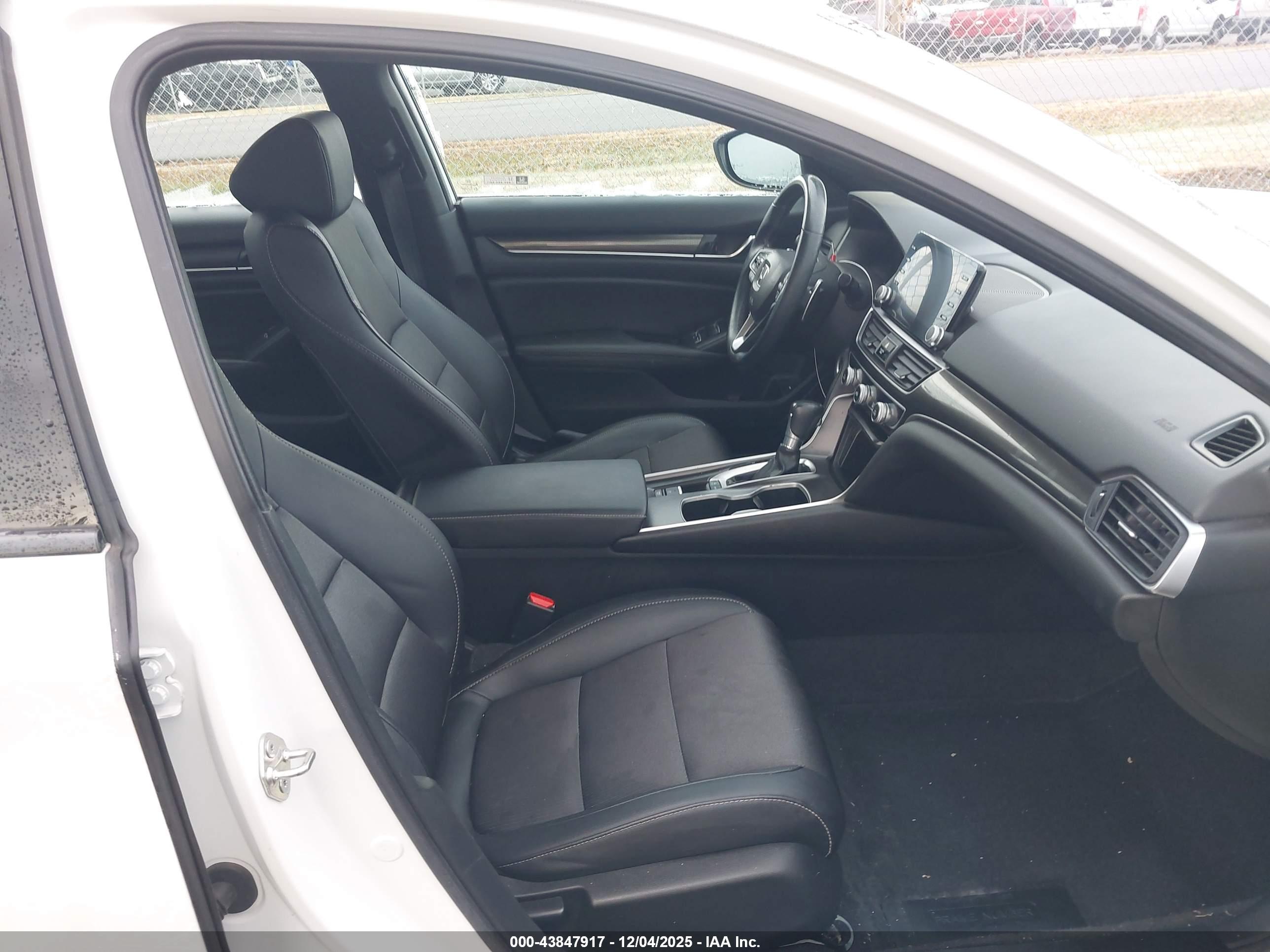 HONDA ACCORD image 5