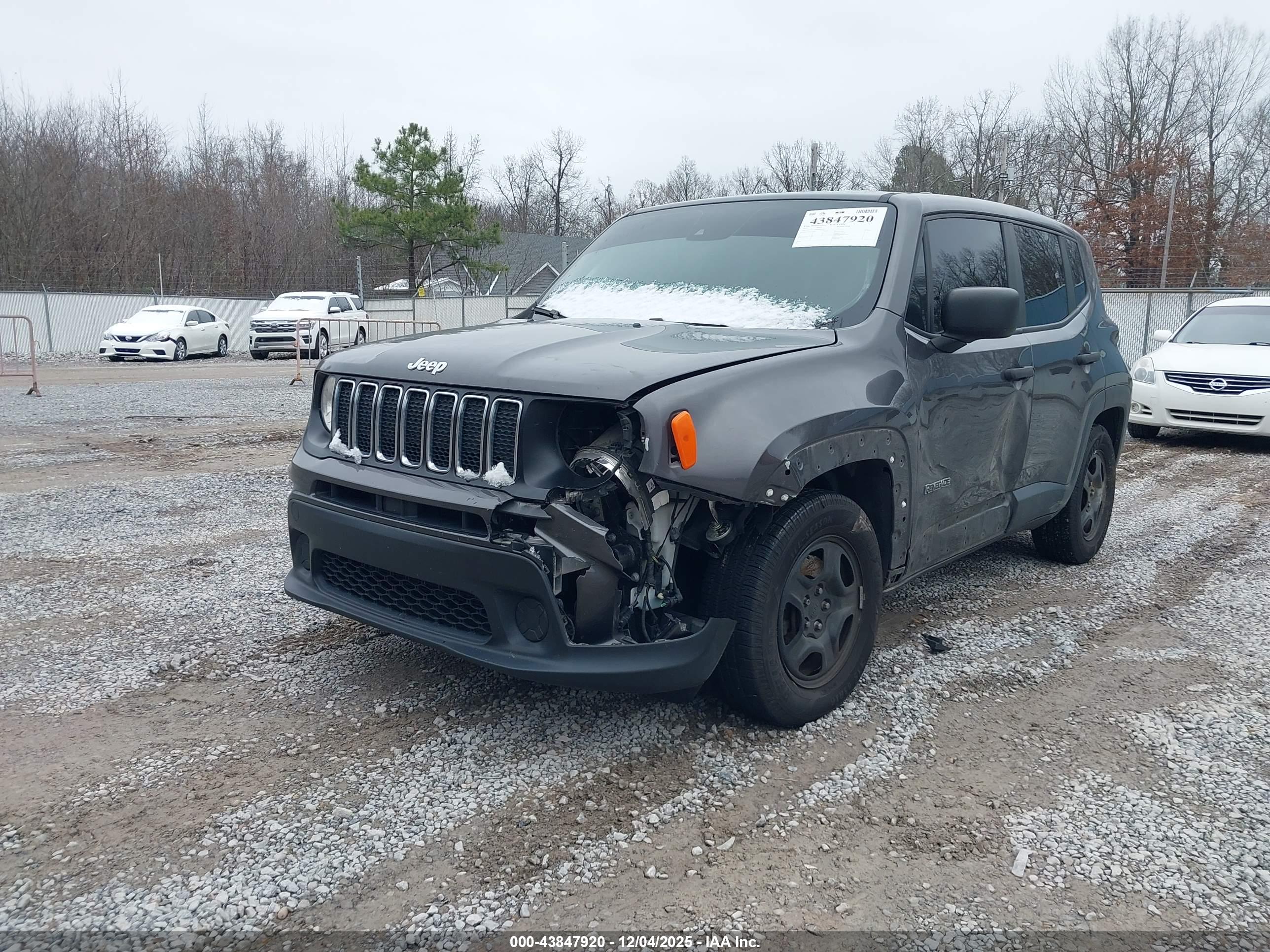JEEP RENEGADE image 2
