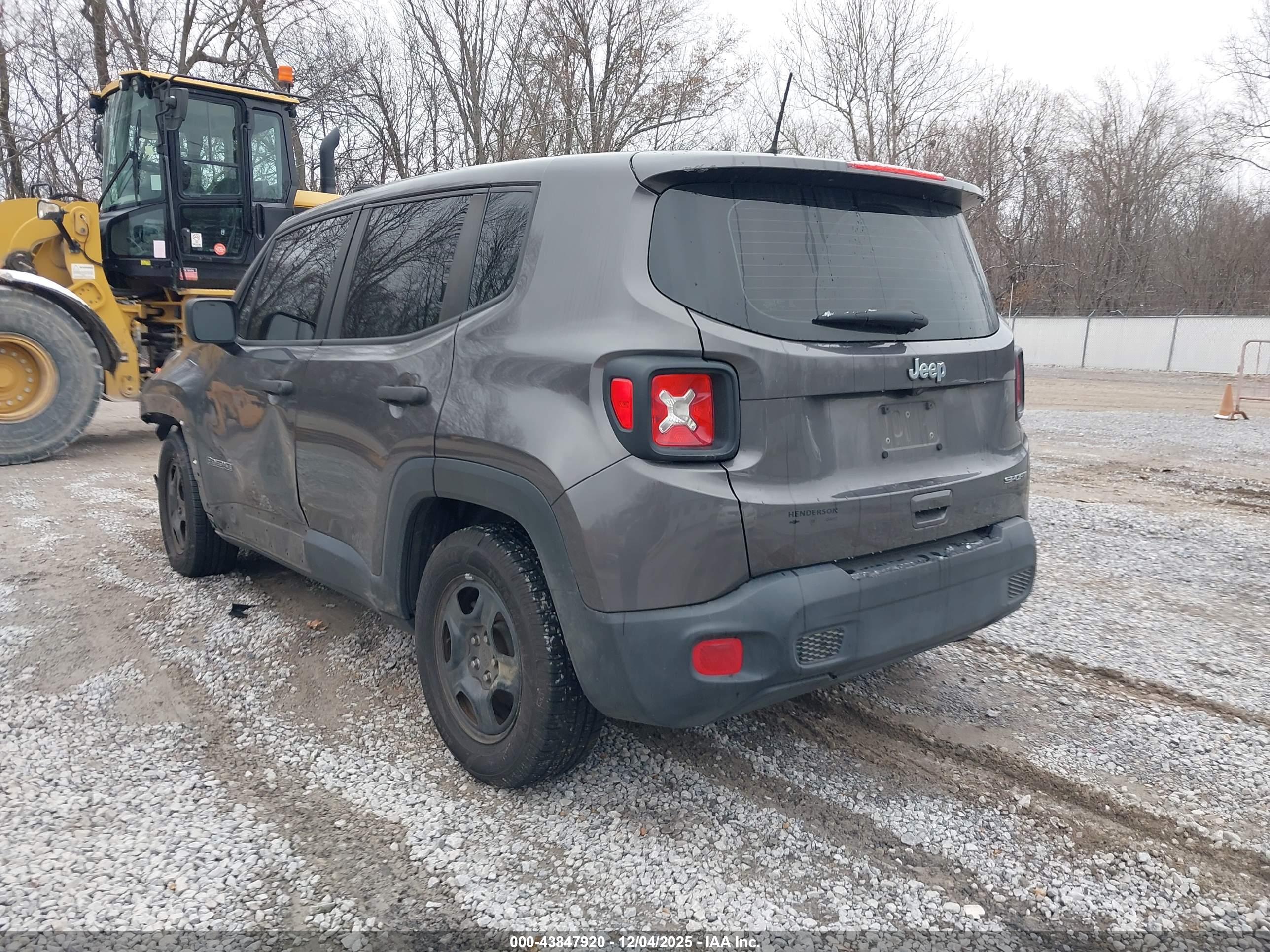 JEEP RENEGADE image 3