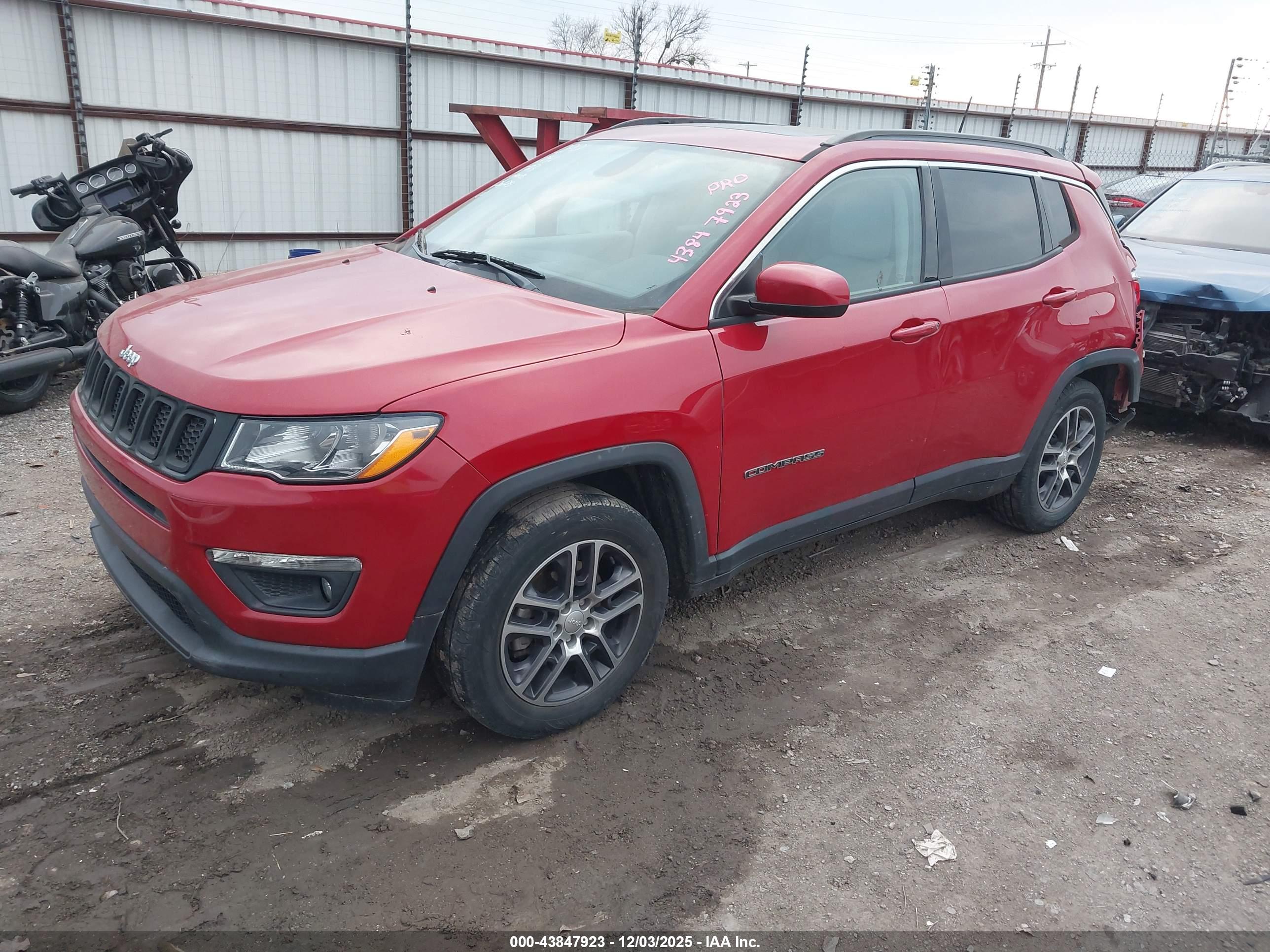 JEEP COMPASS image 2