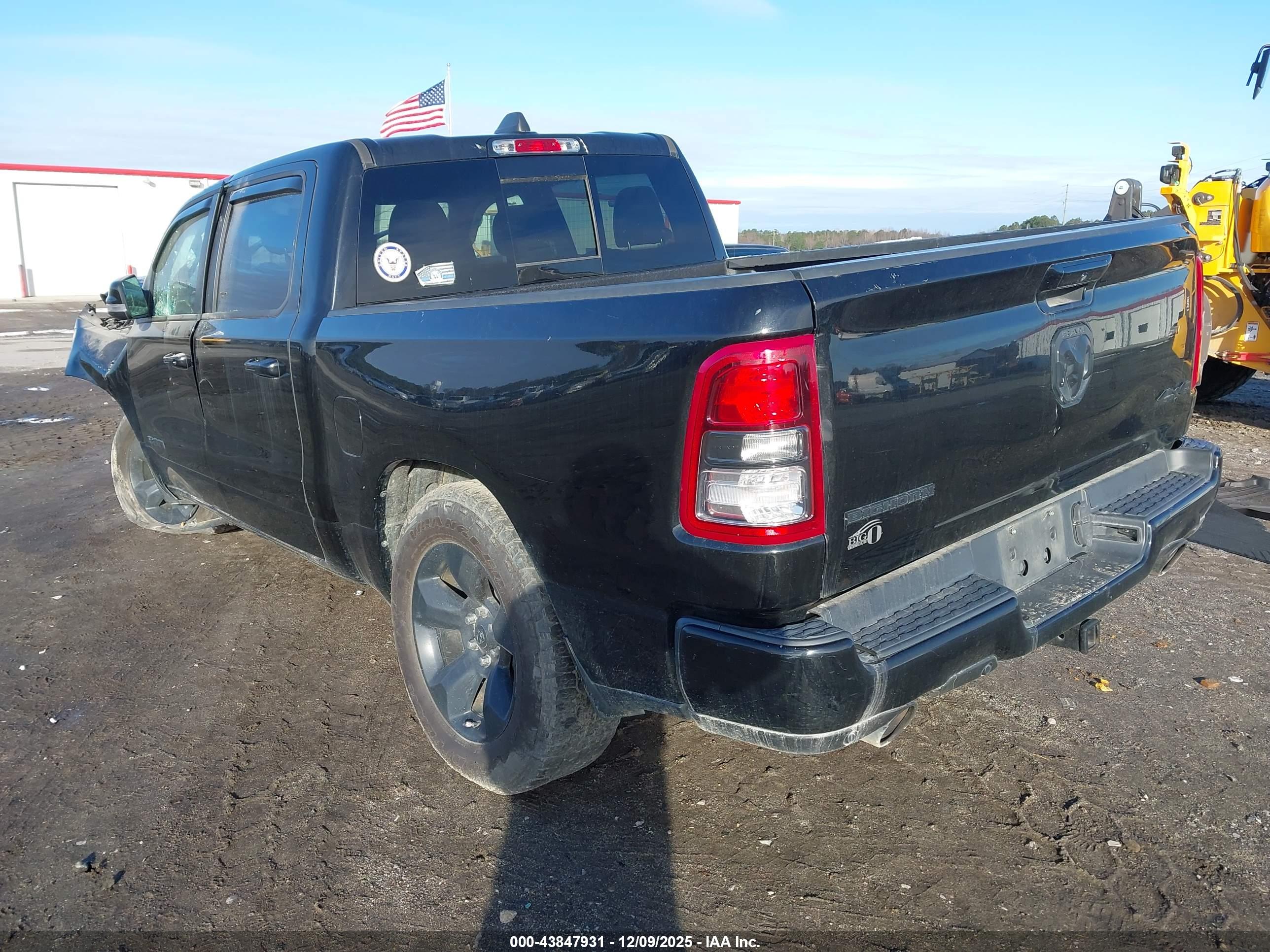 RAM 1500 image 3