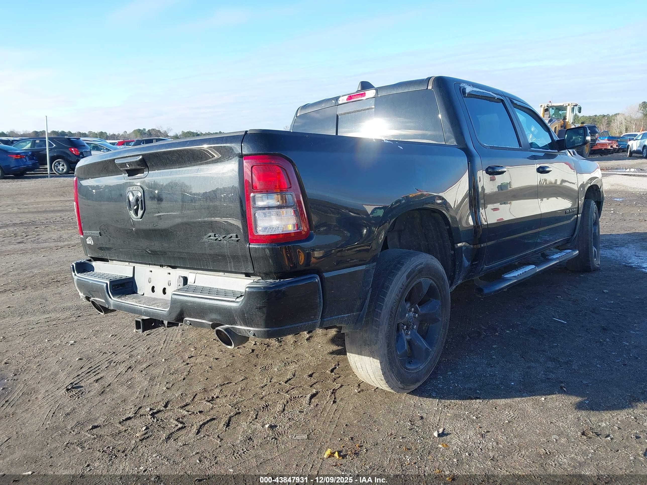 RAM 1500 image 4