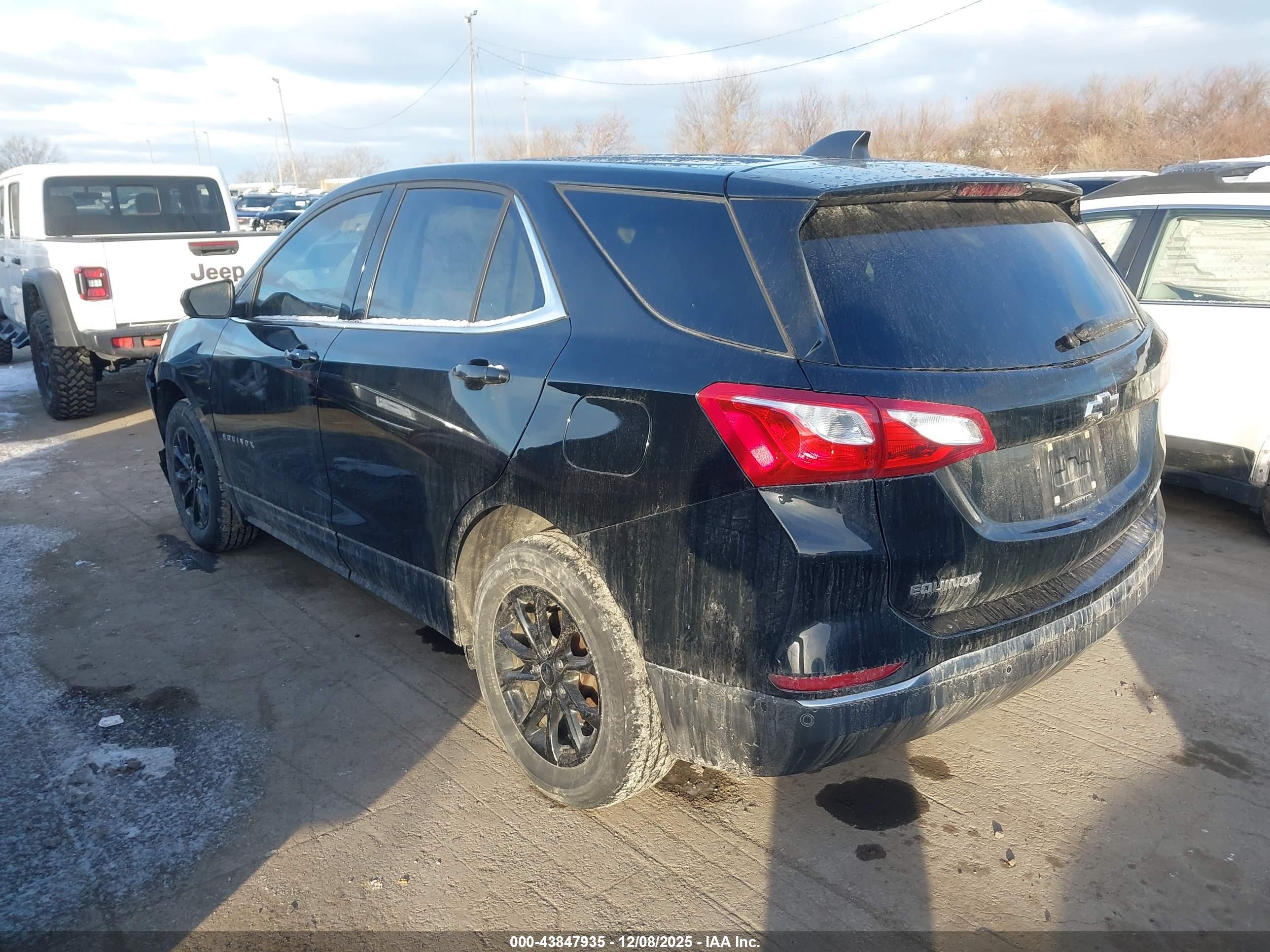 CHEVROLET EQUINOX image 3