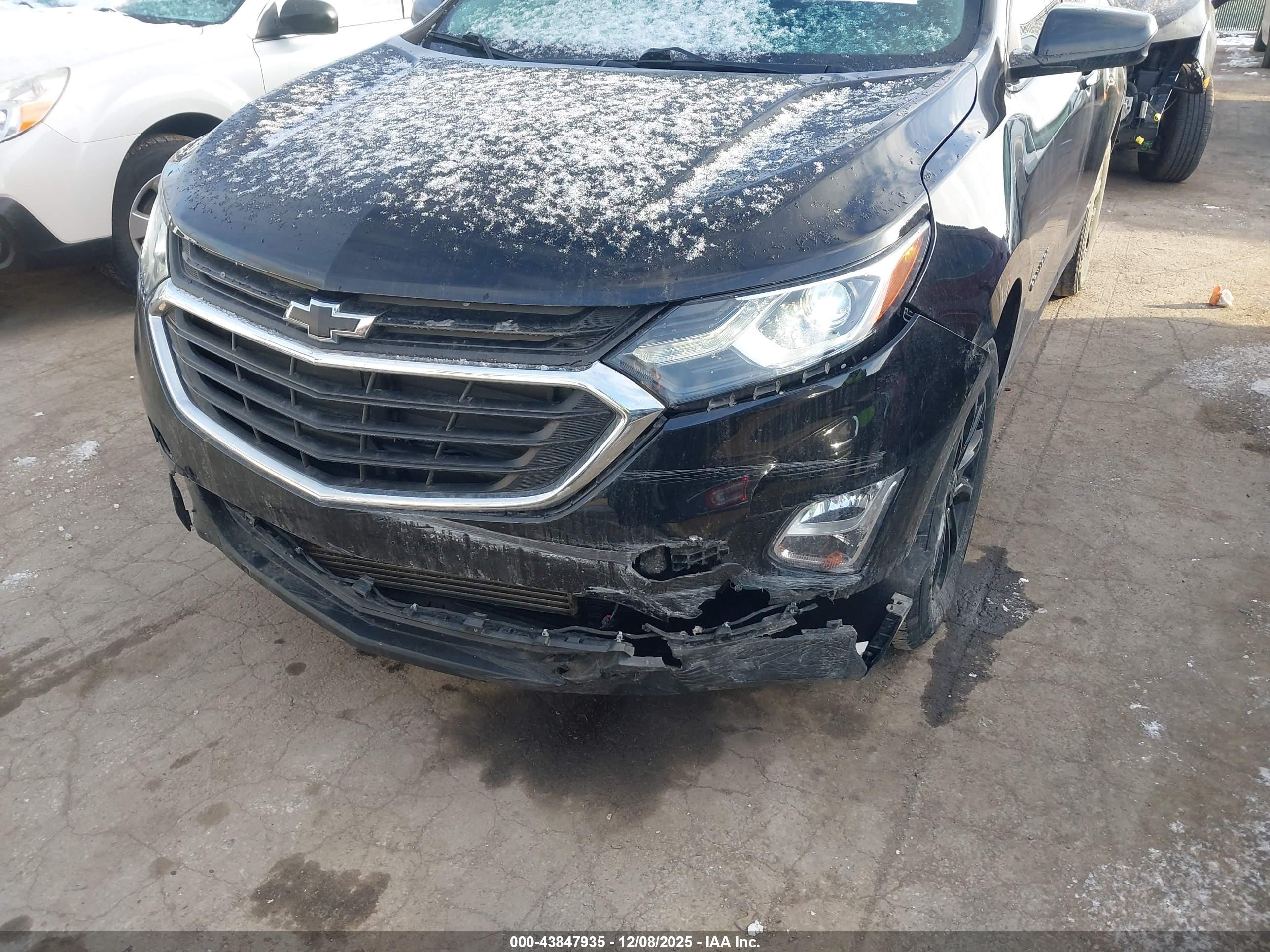 CHEVROLET EQUINOX image 6