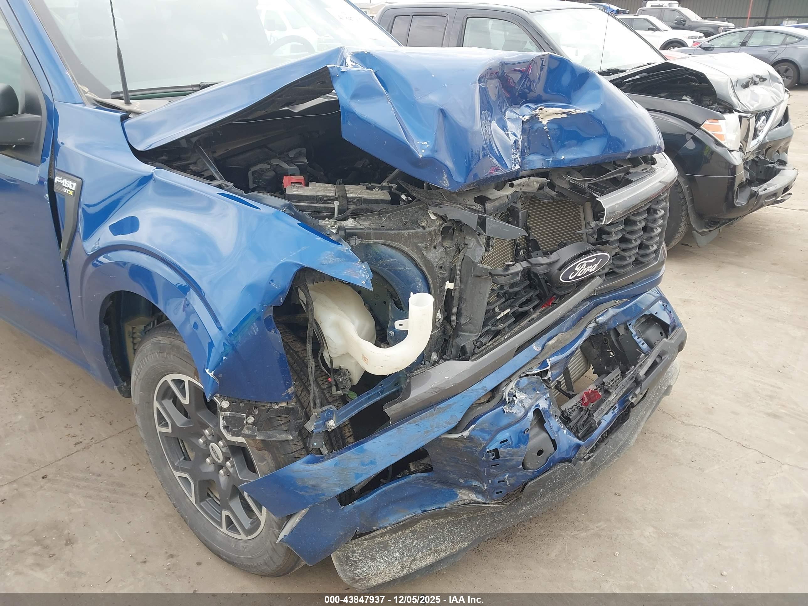 FORD F-150 image 6