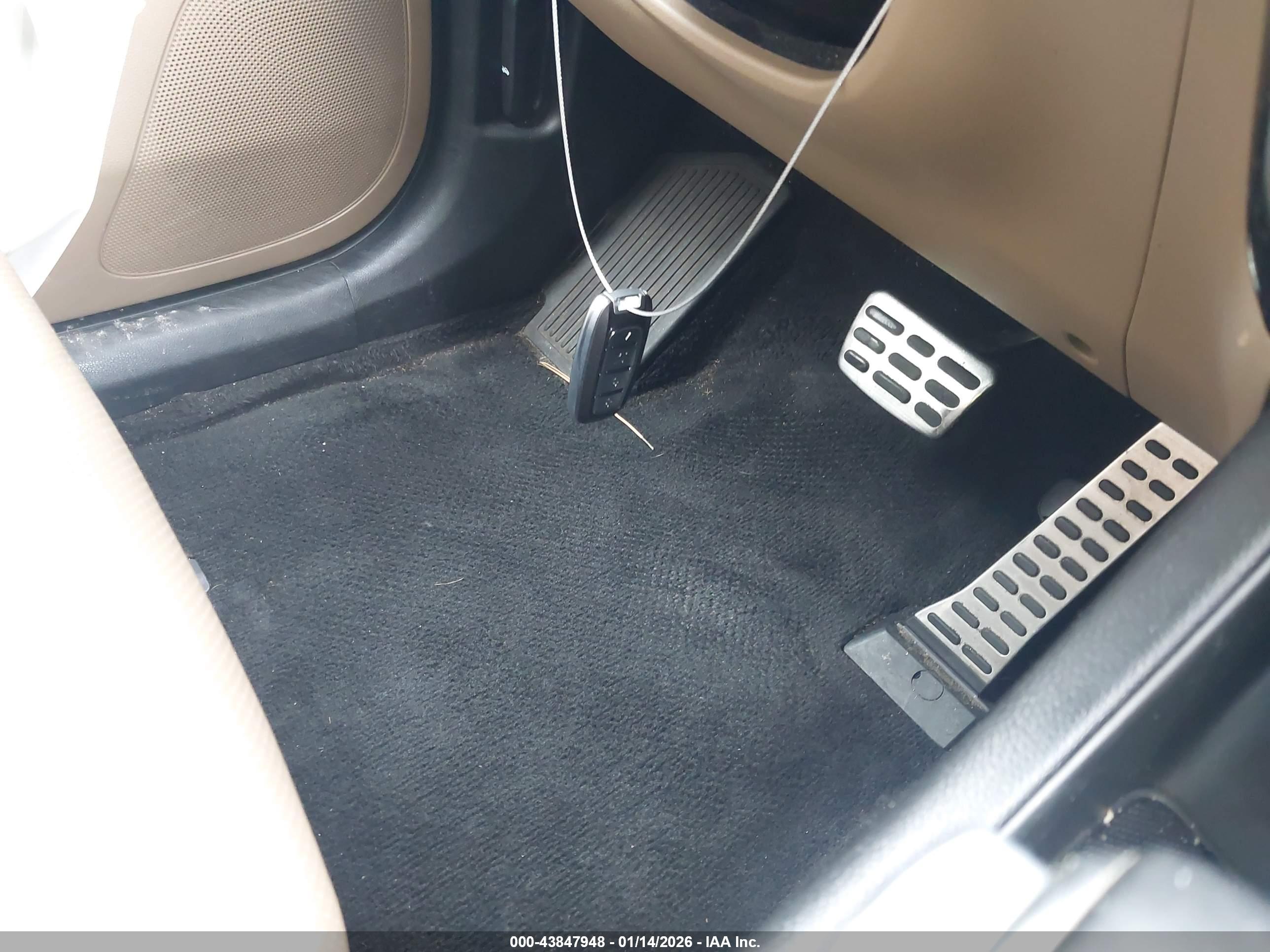 KIA SPORTAGE image 11