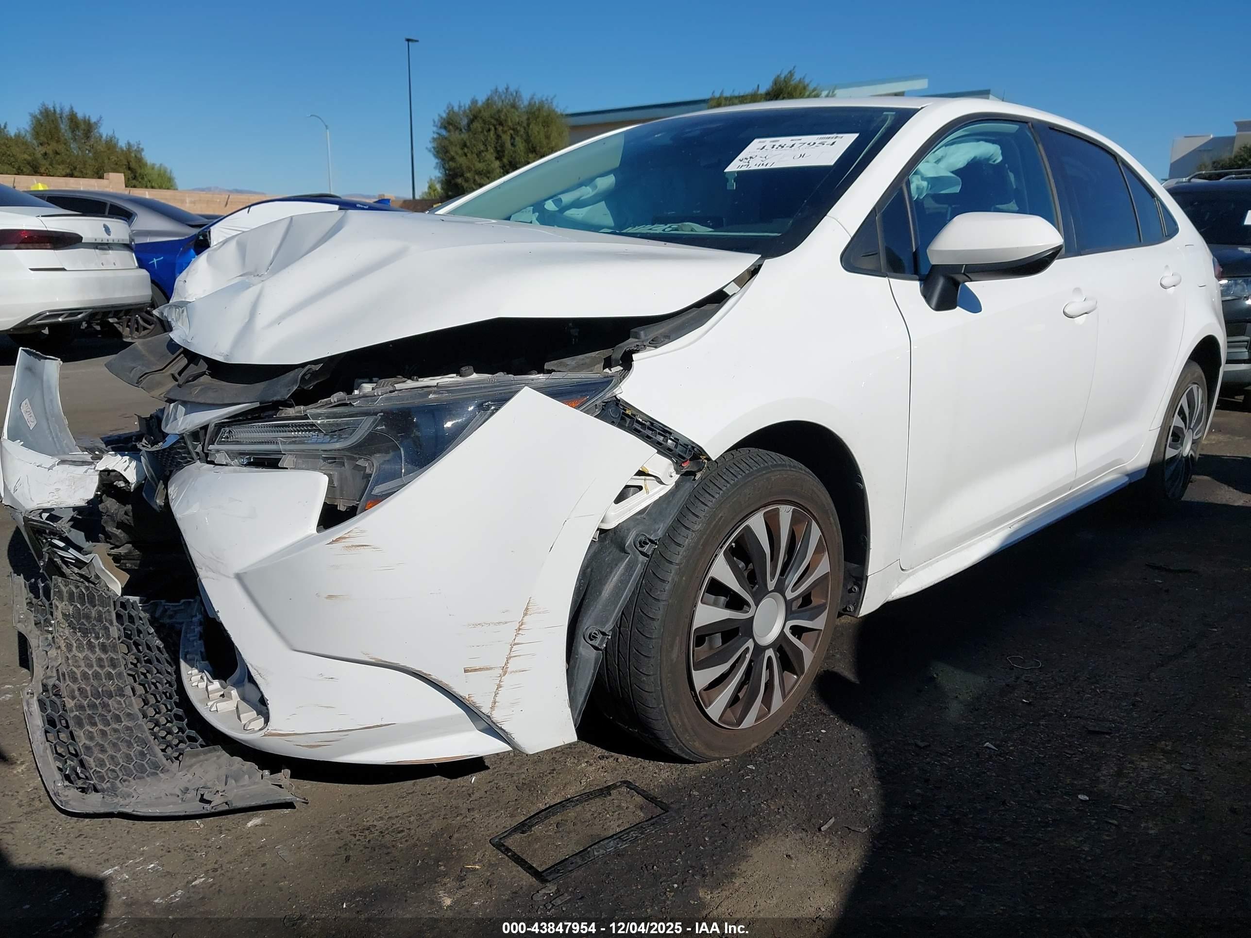 TOYOTA COROLLA image 2