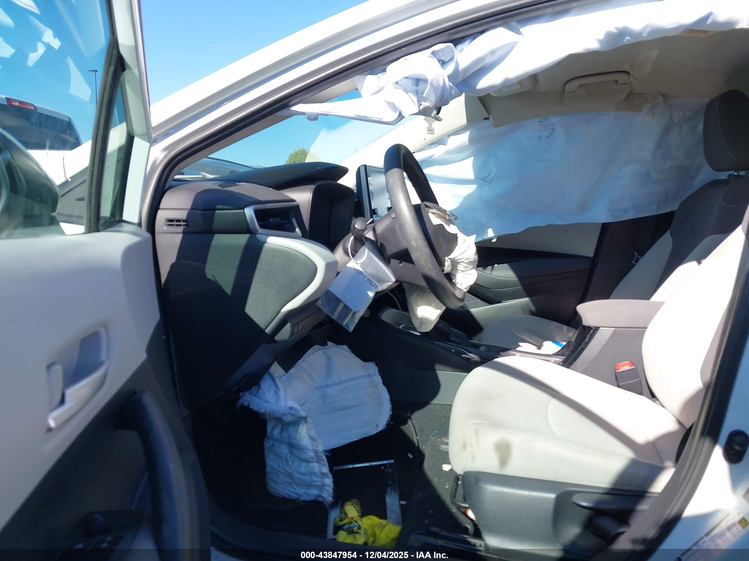 TOYOTA COROLLA image 5