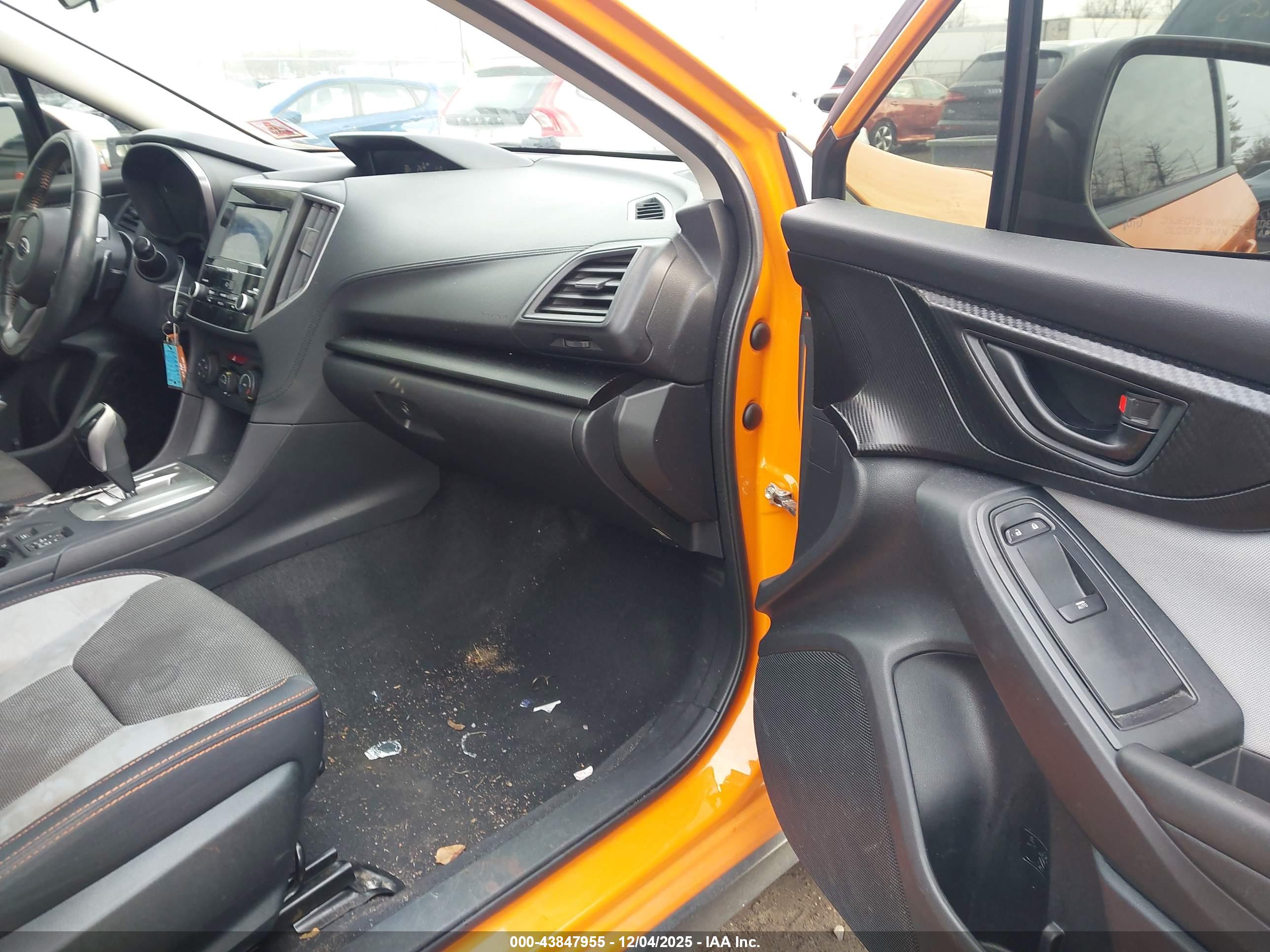 SUBARU CROSSTREK image 5