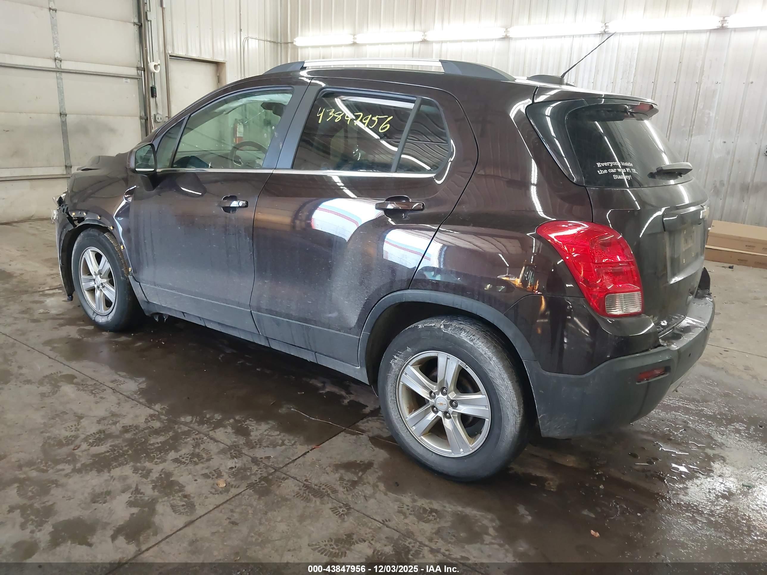 CHEVROLET TRAX image 3