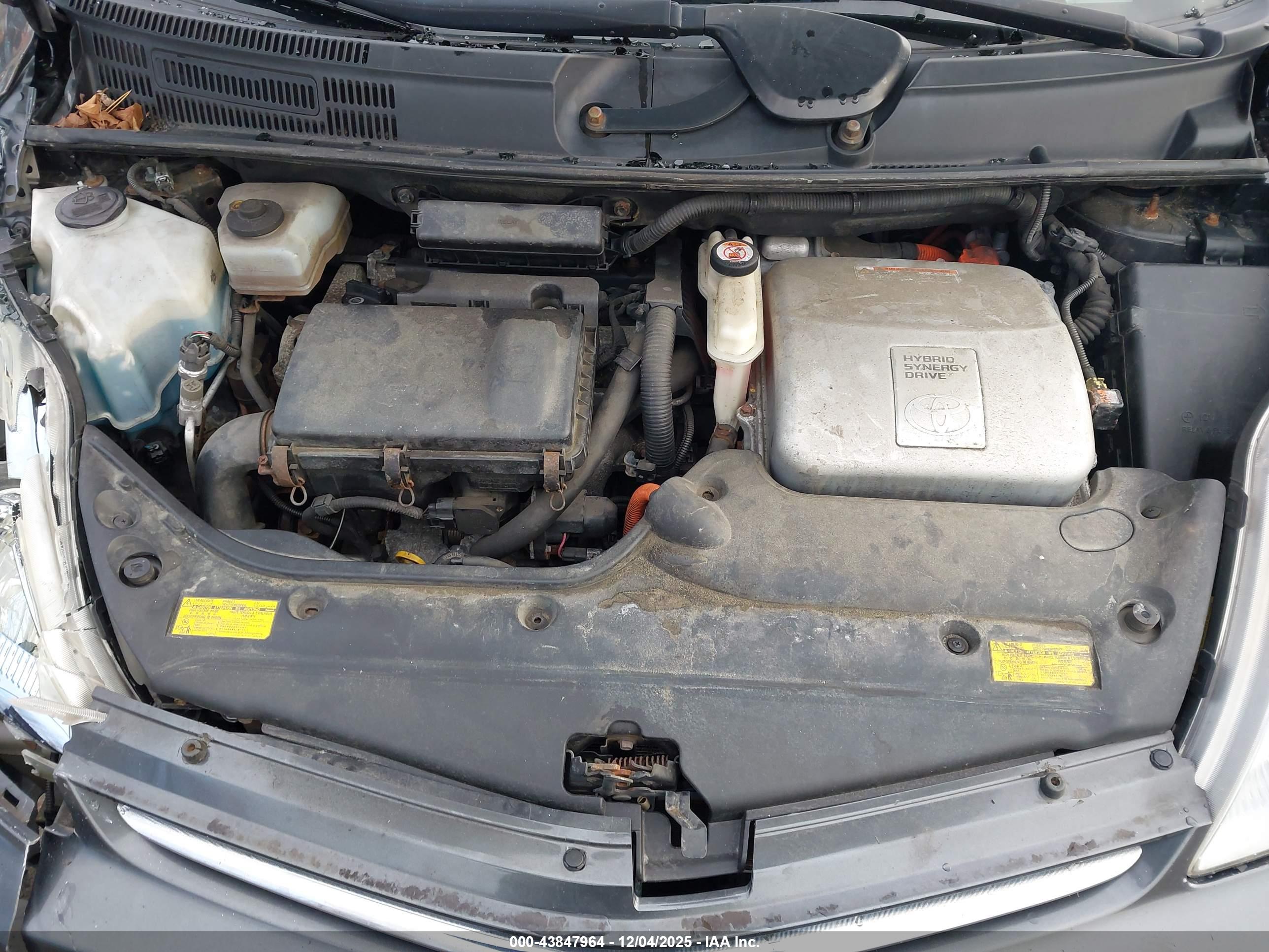 TOYOTA PRIUS image 10