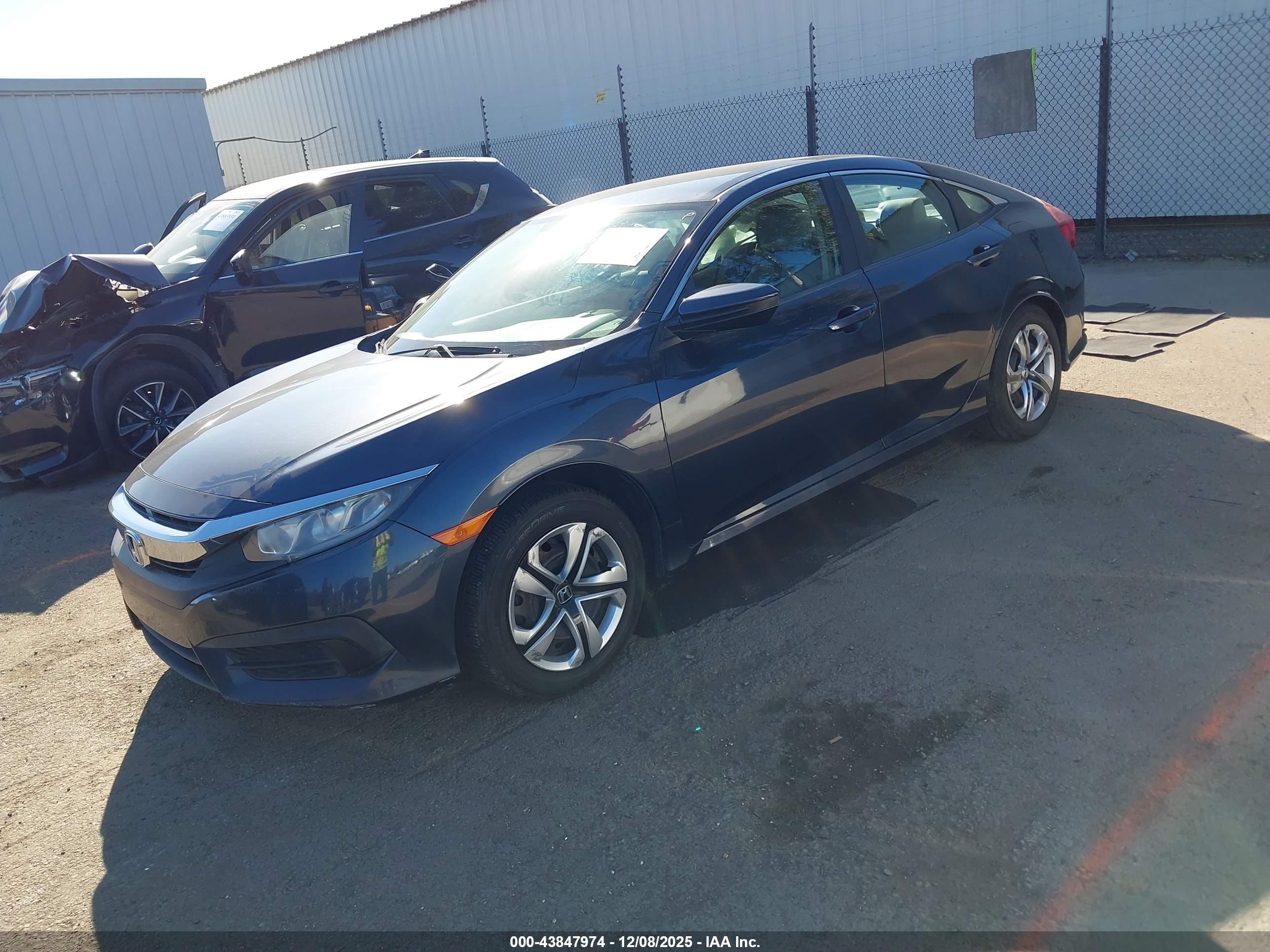 HONDA CIVIC image 2