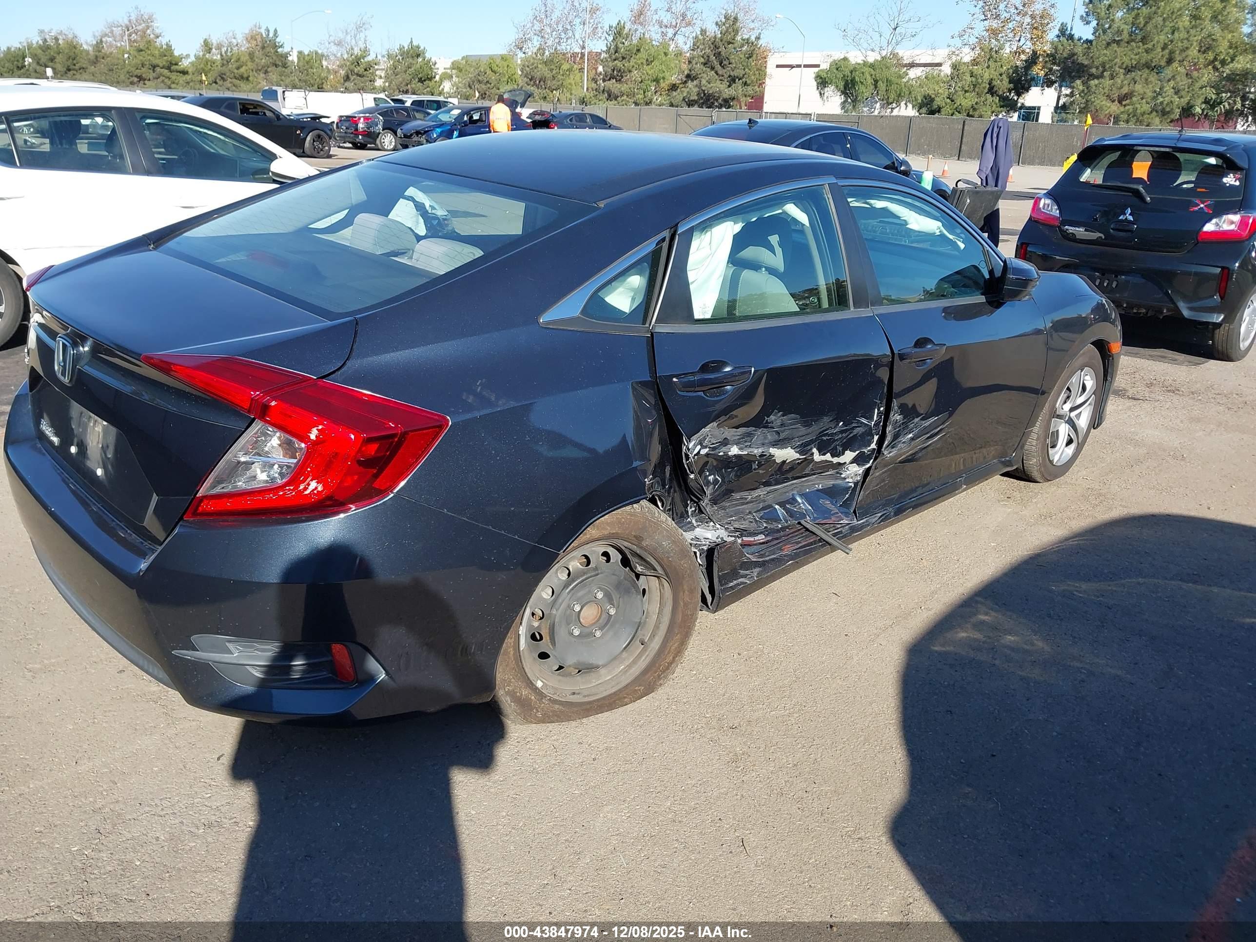 HONDA CIVIC image 6