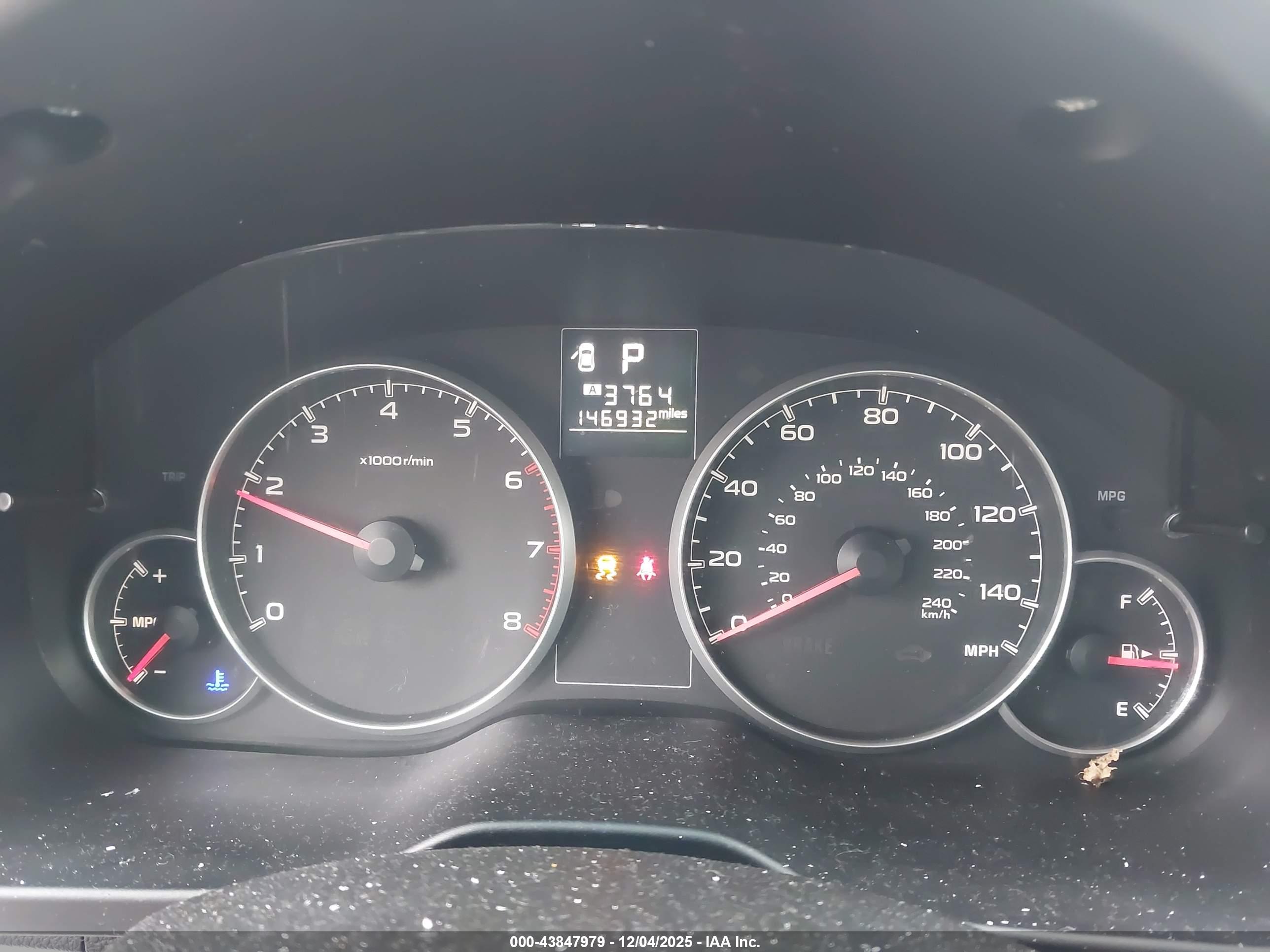 SUBARU OUTBACK image 7